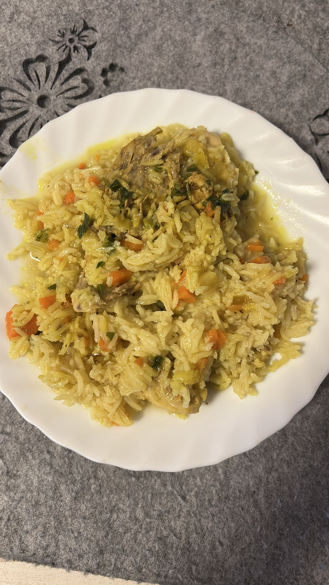 Arroz con verduras y pollo