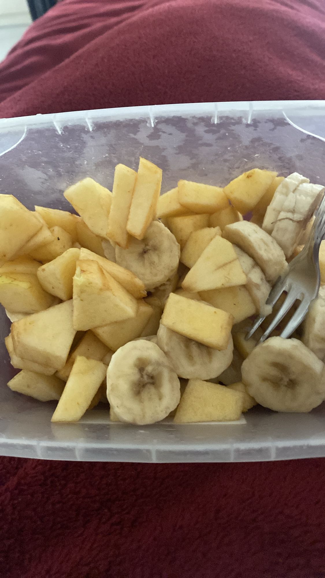 Elma Muz Meyve Salatası