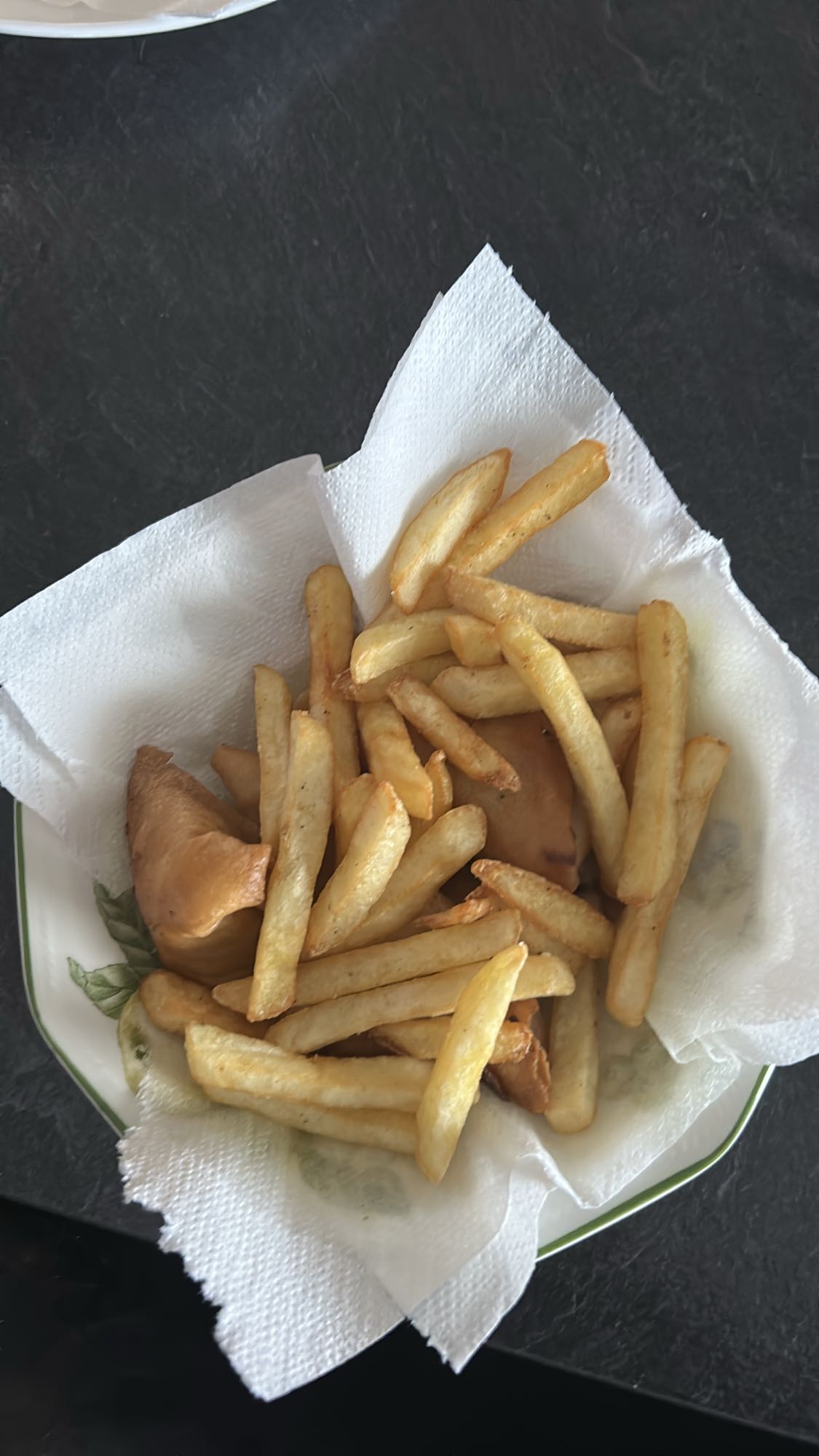 Frites et samosa