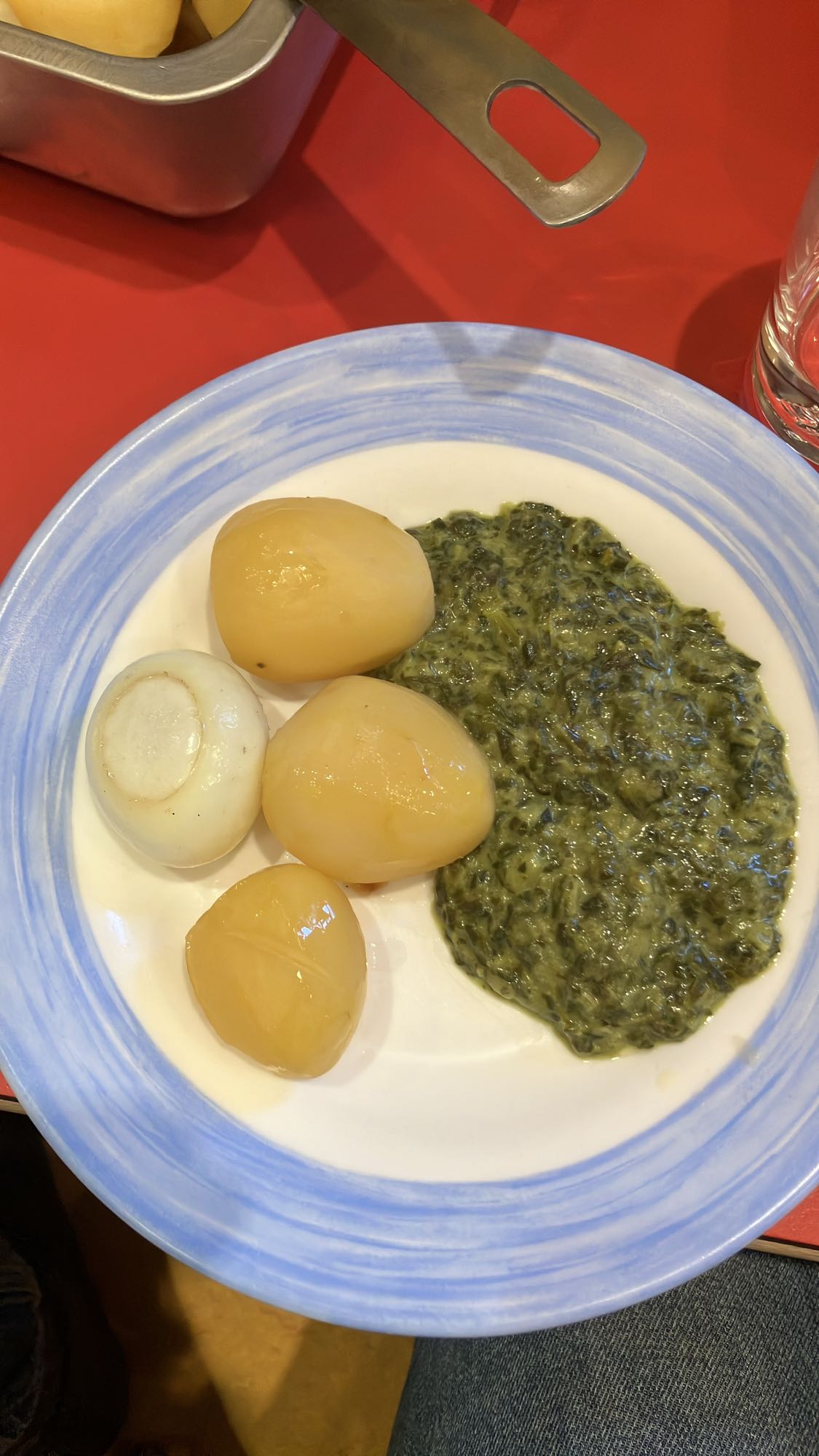 Batatas com espinafre e ovos