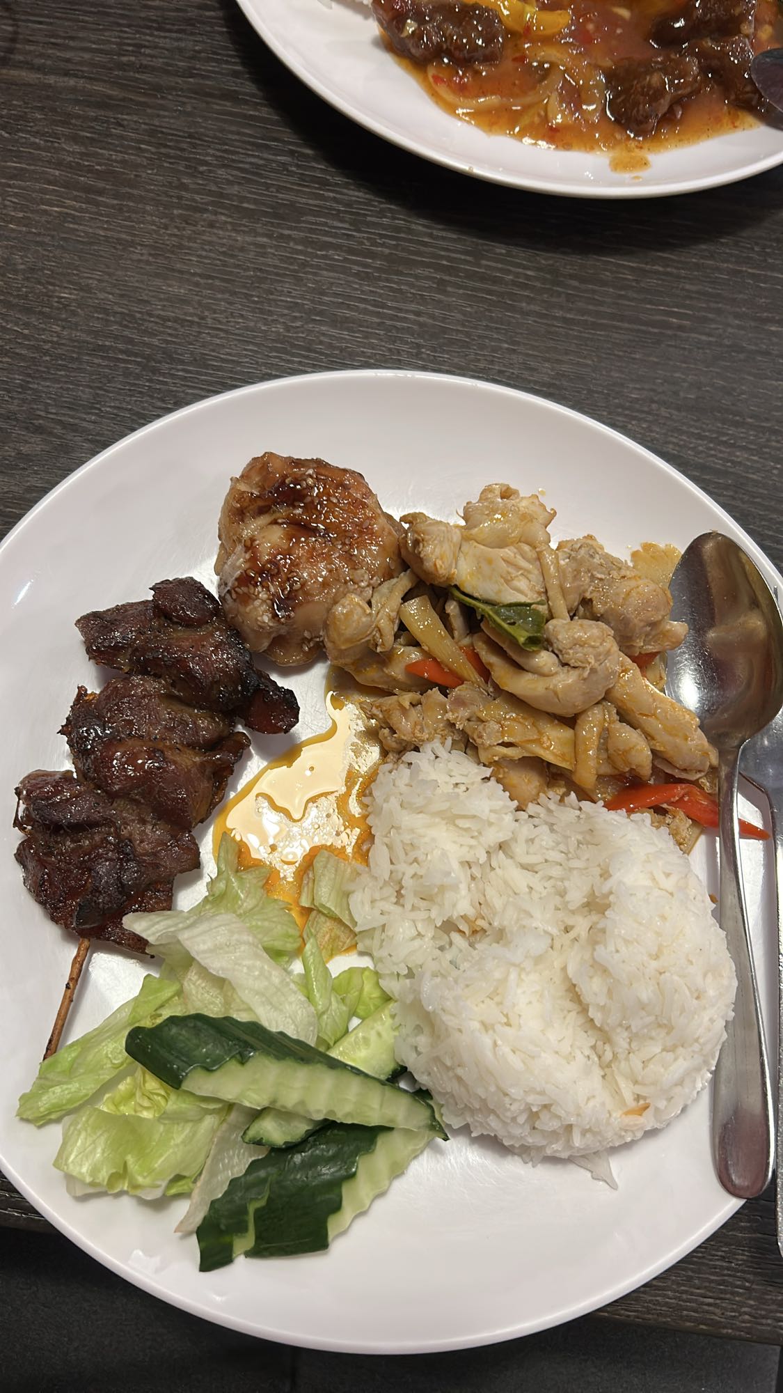 Thailandsk kyllingtallerken