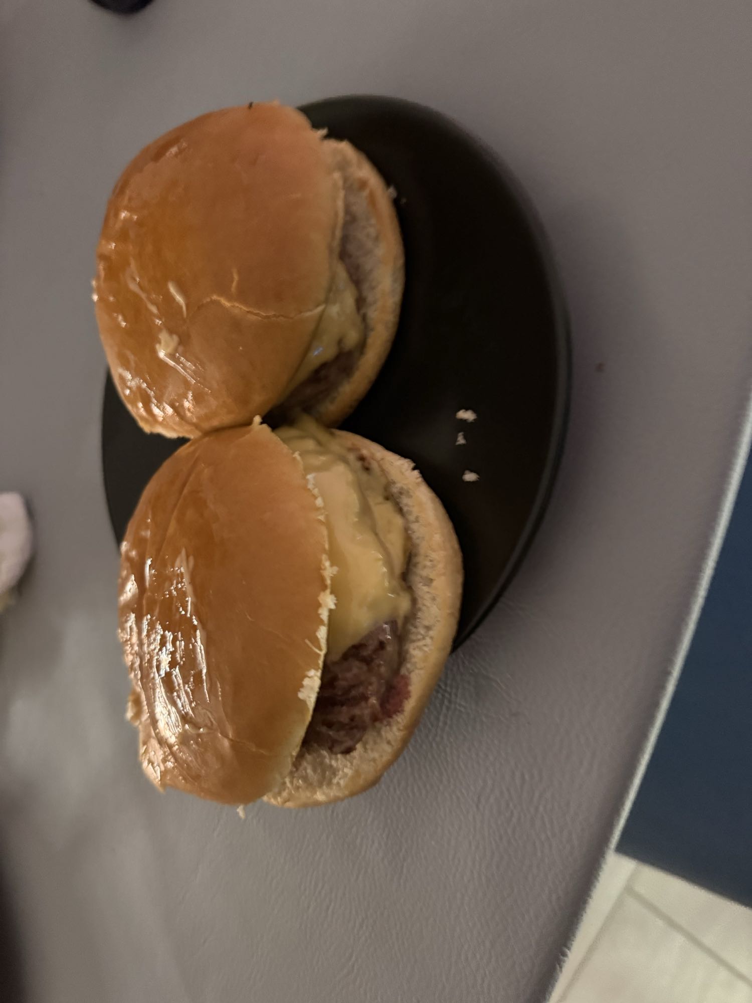 Çift Peynirli Burger