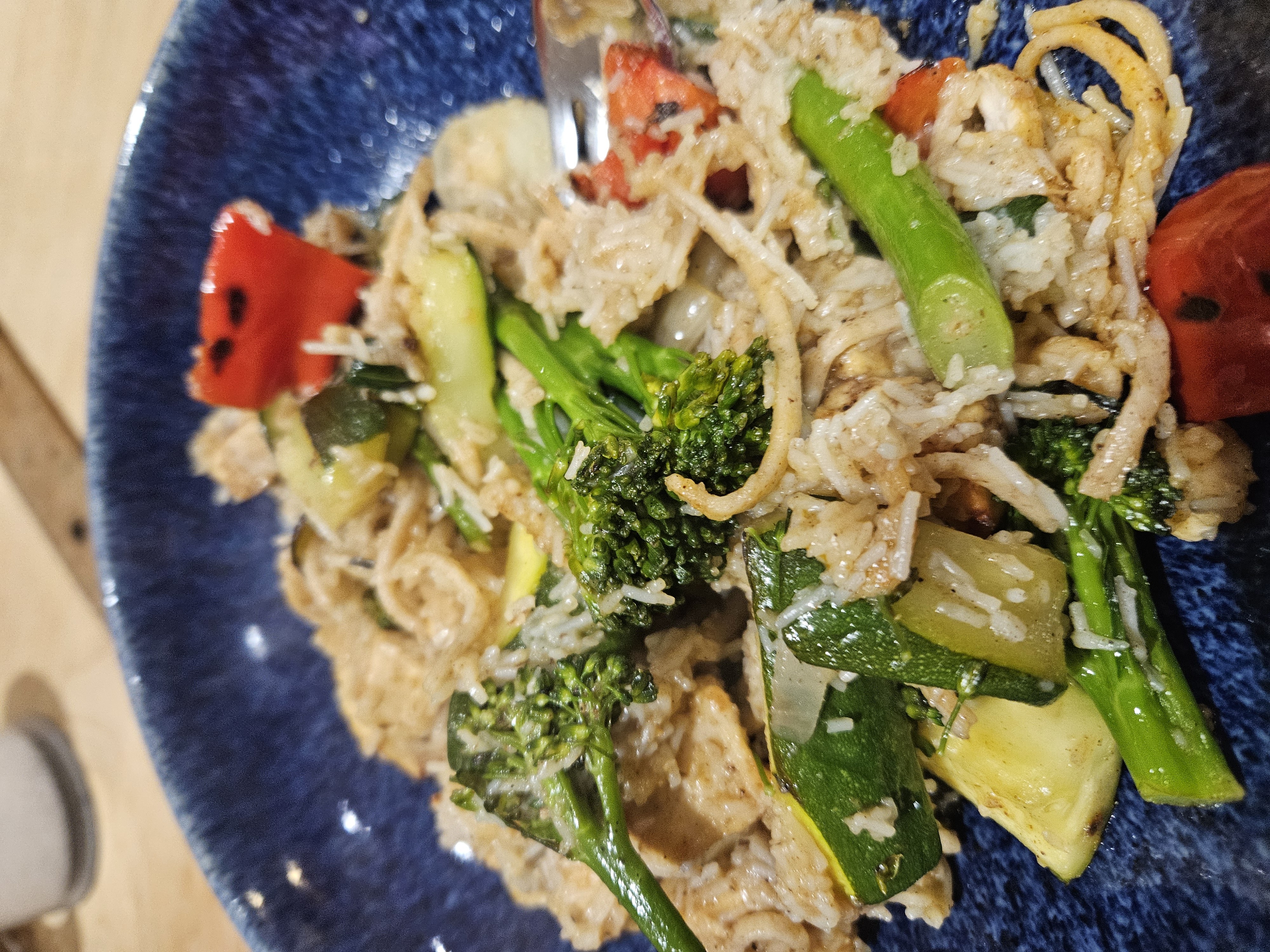 Veggie stir fry noodles