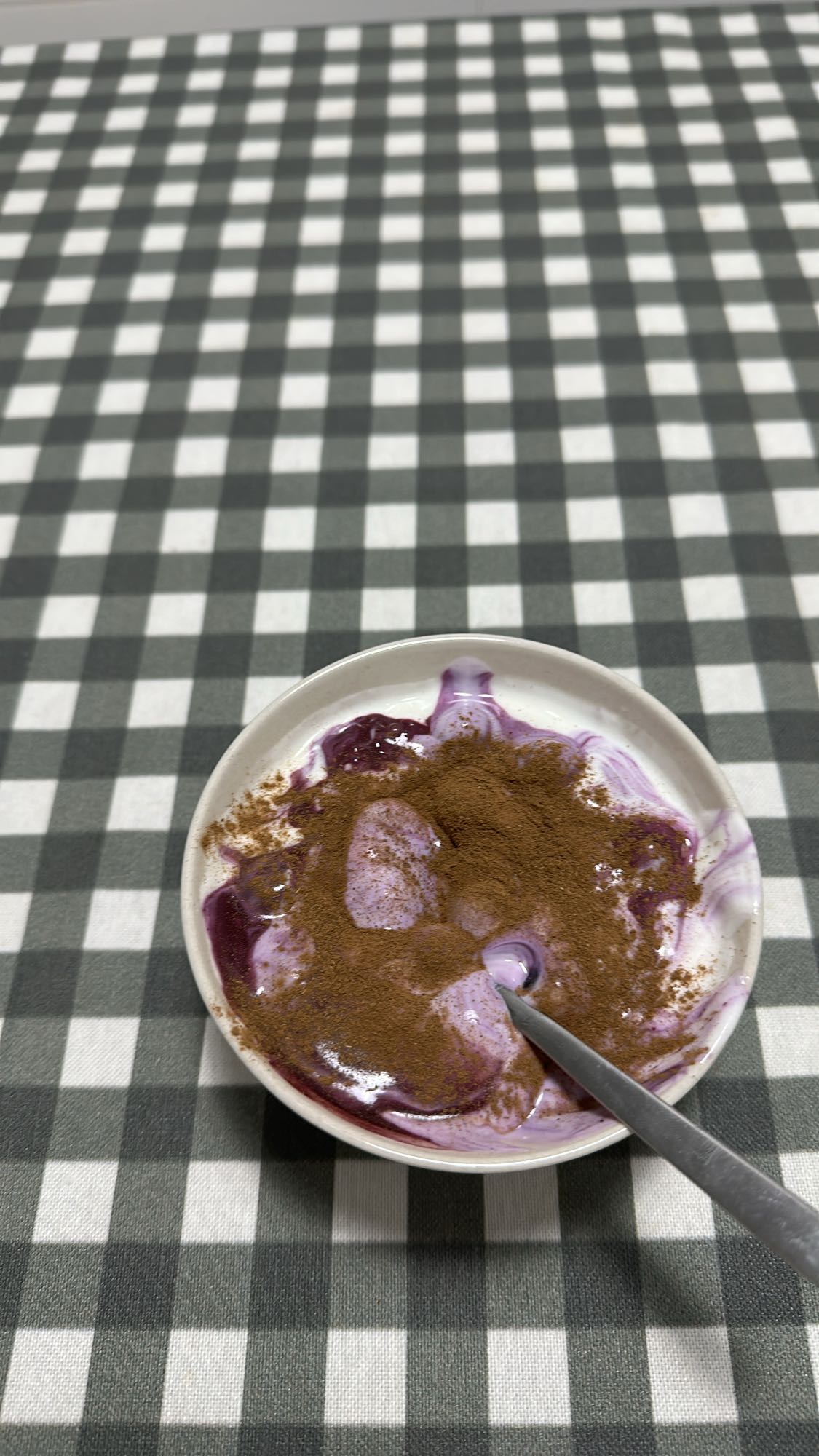 yogur con arándanos y canela