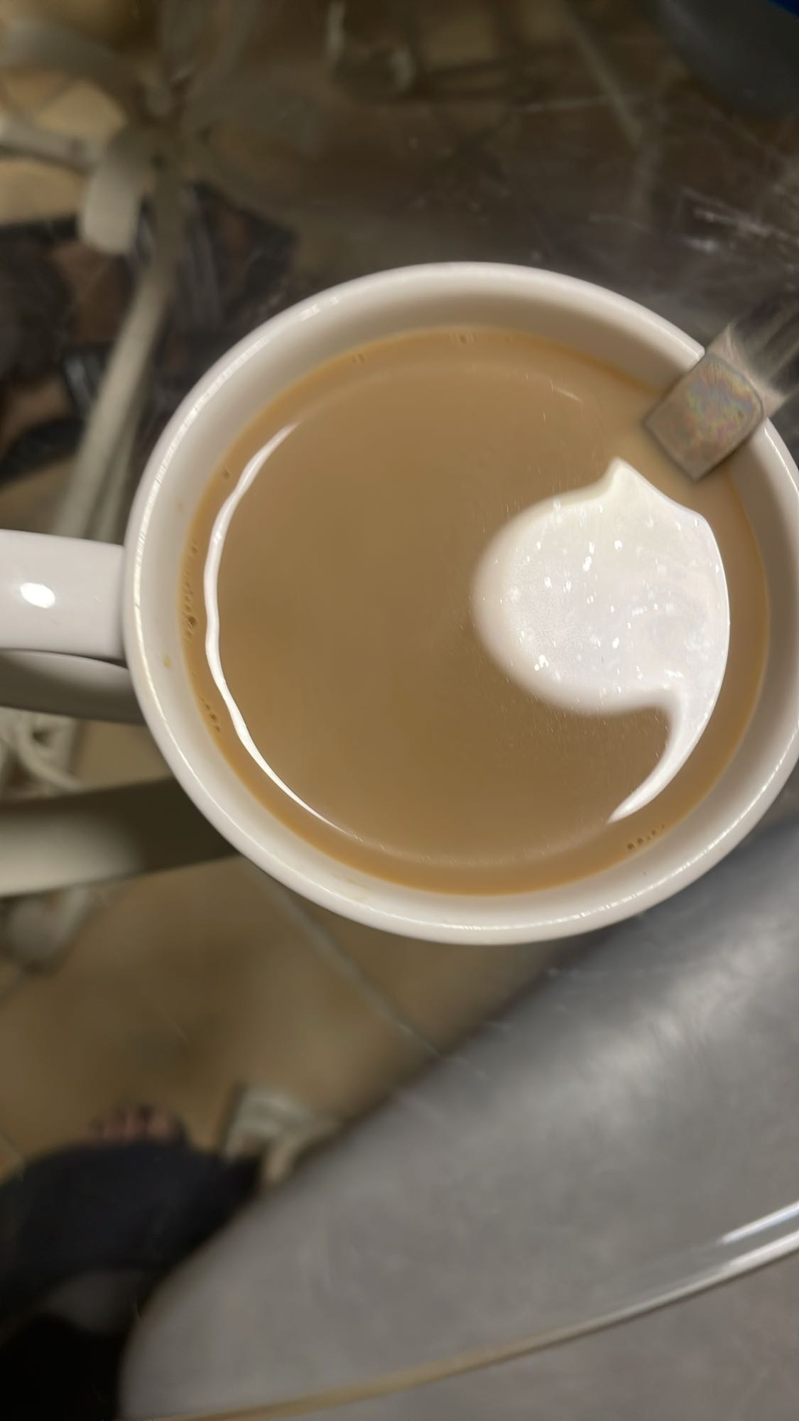 tasse de thé au lait