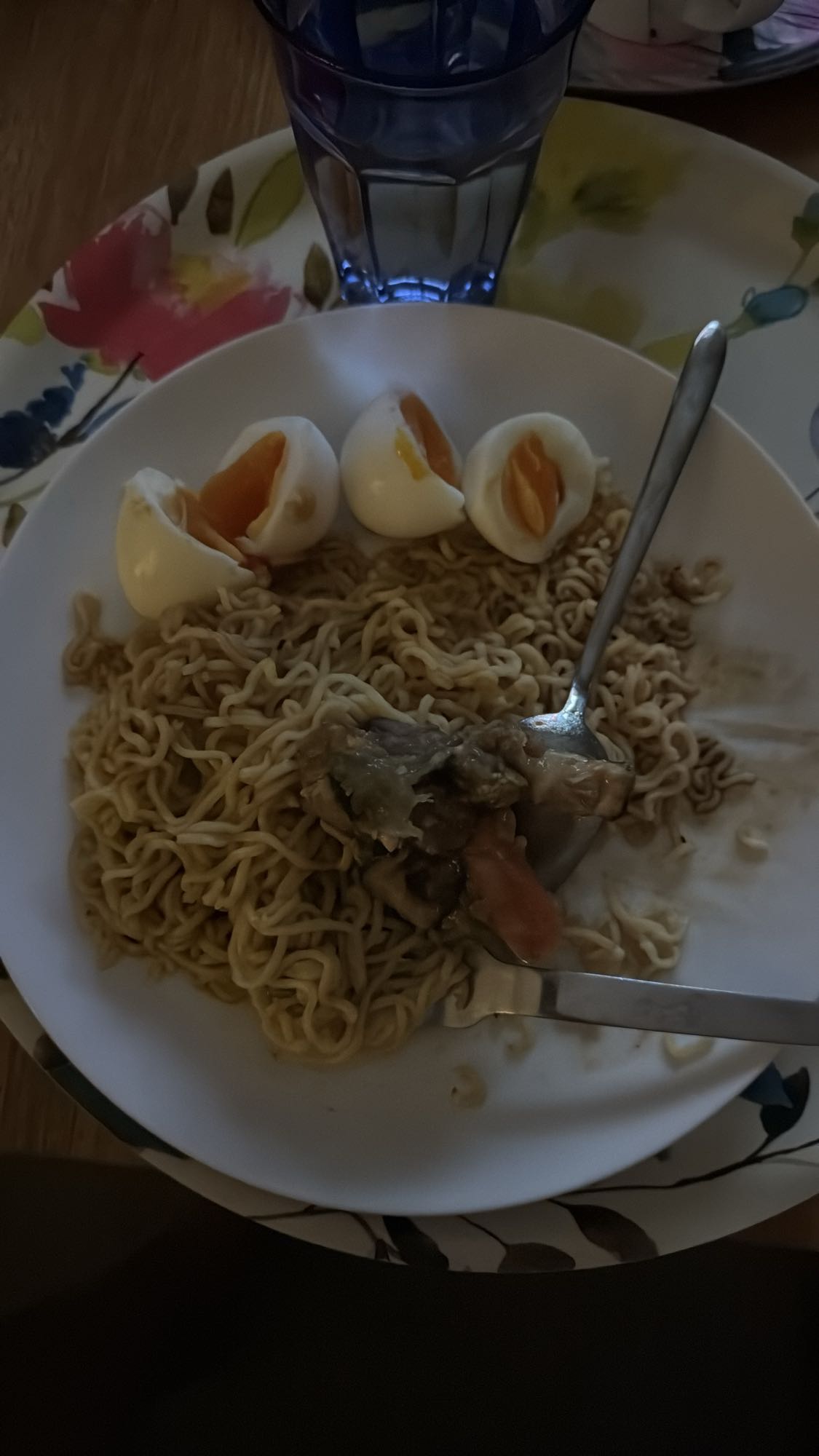 Nudlar med ägg & kyckling