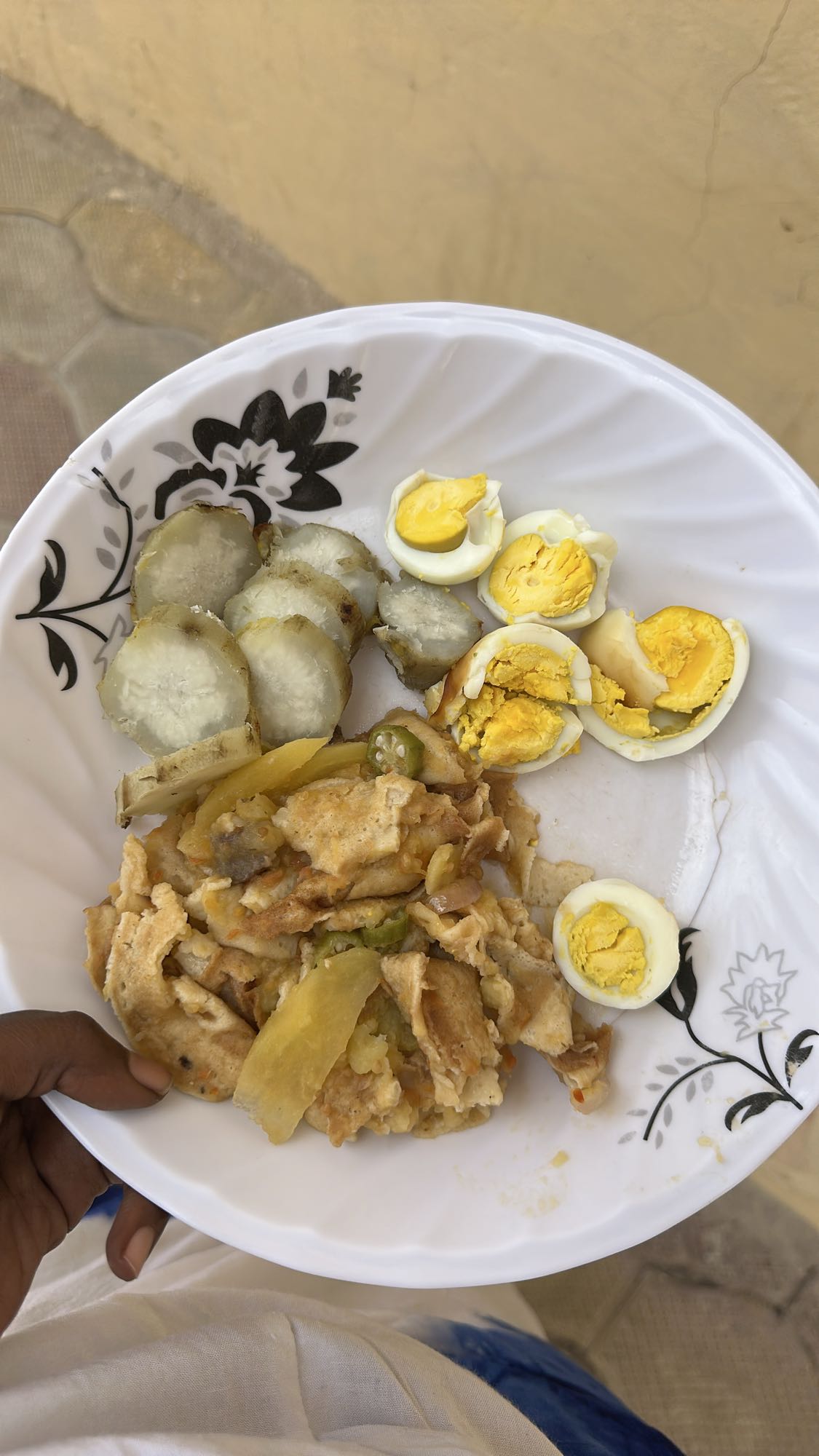 Eggs, yam, veggie scramble