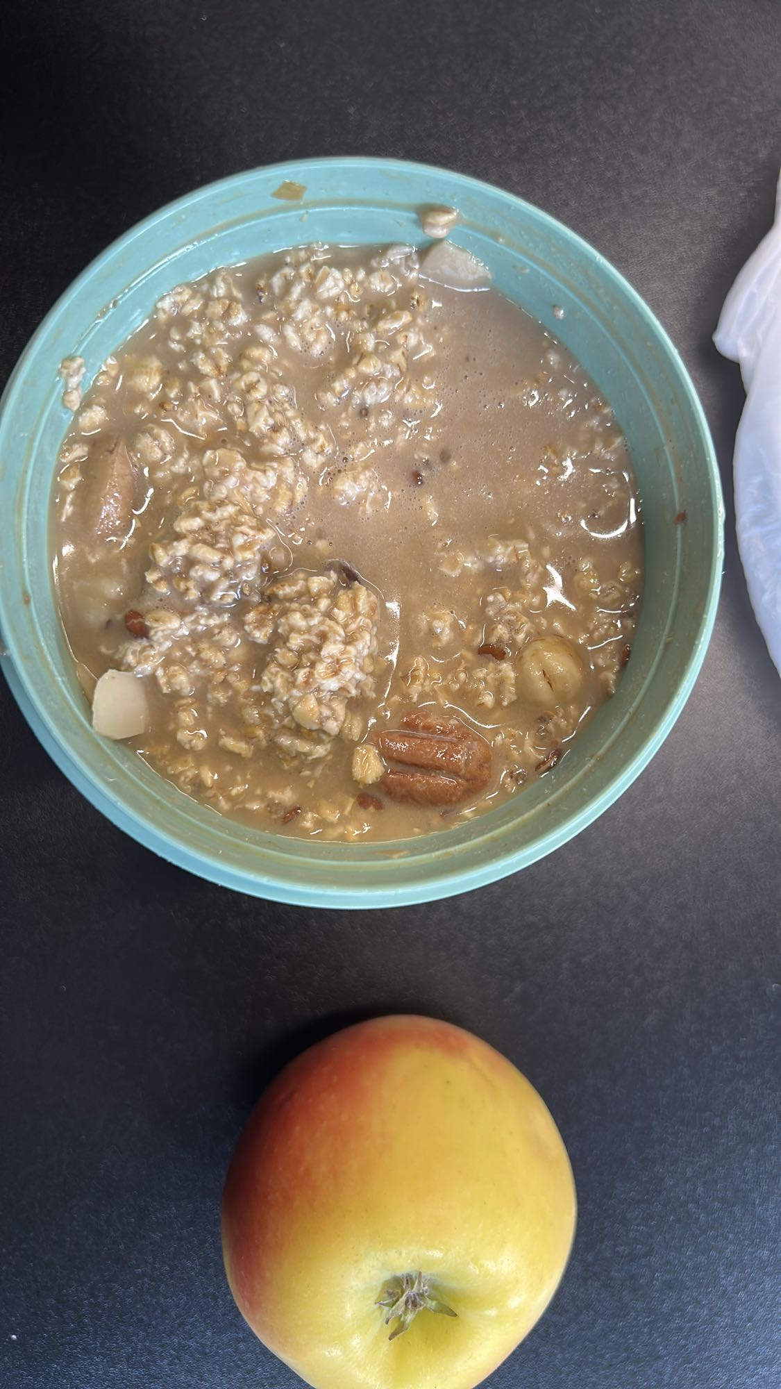 avena con nueces y manzana