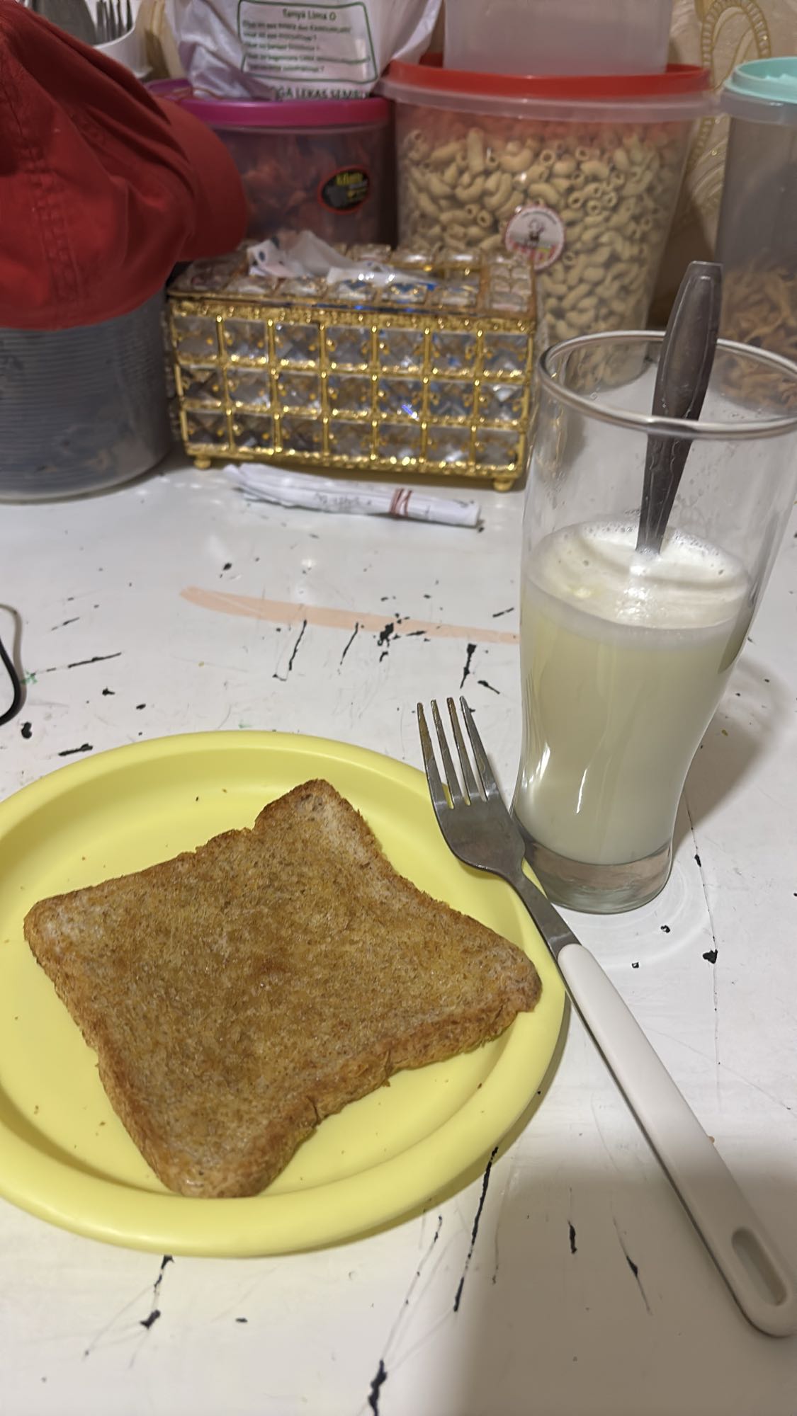 Roti panggang & susu