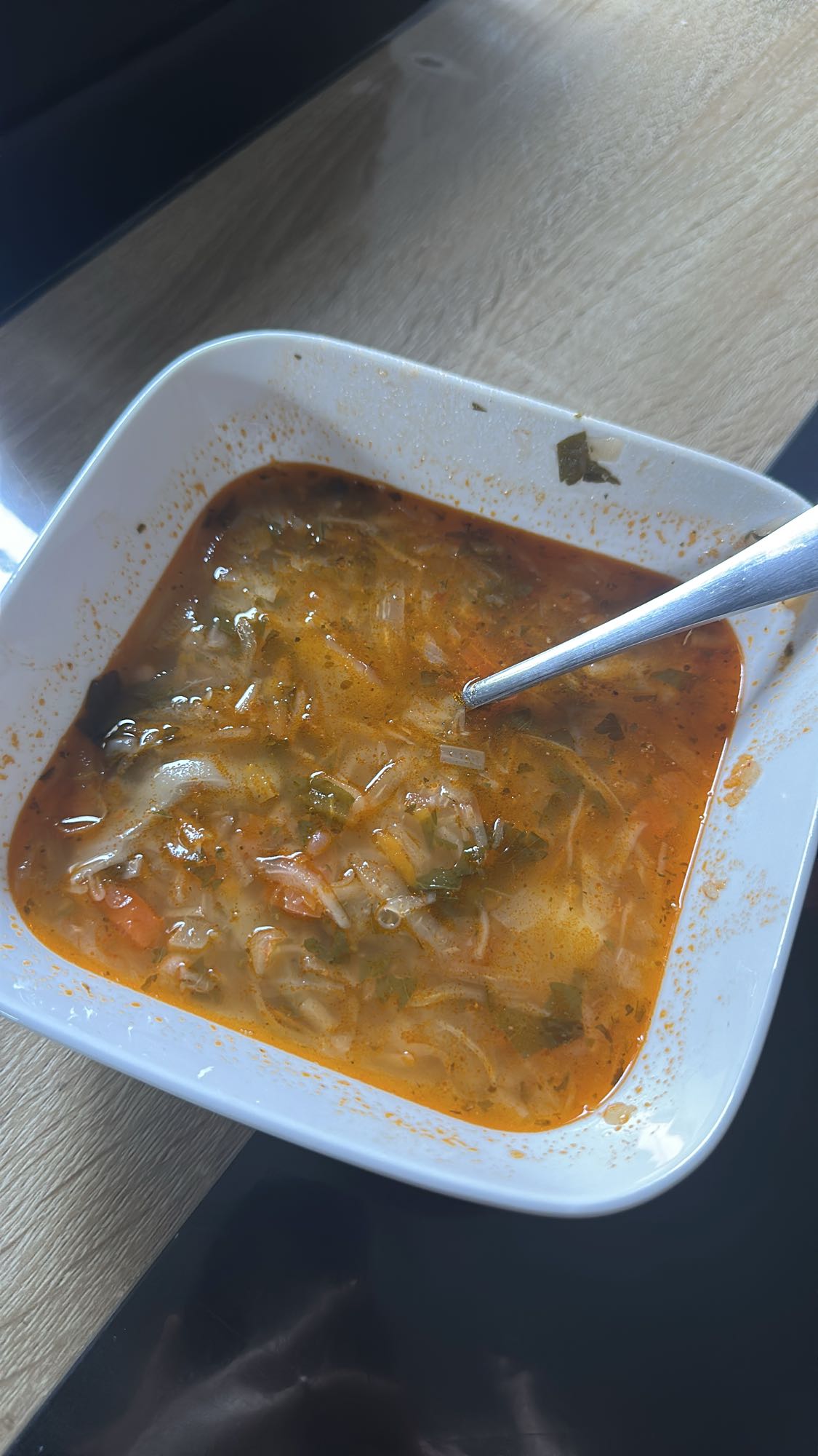 Supă de legume cu tăiței