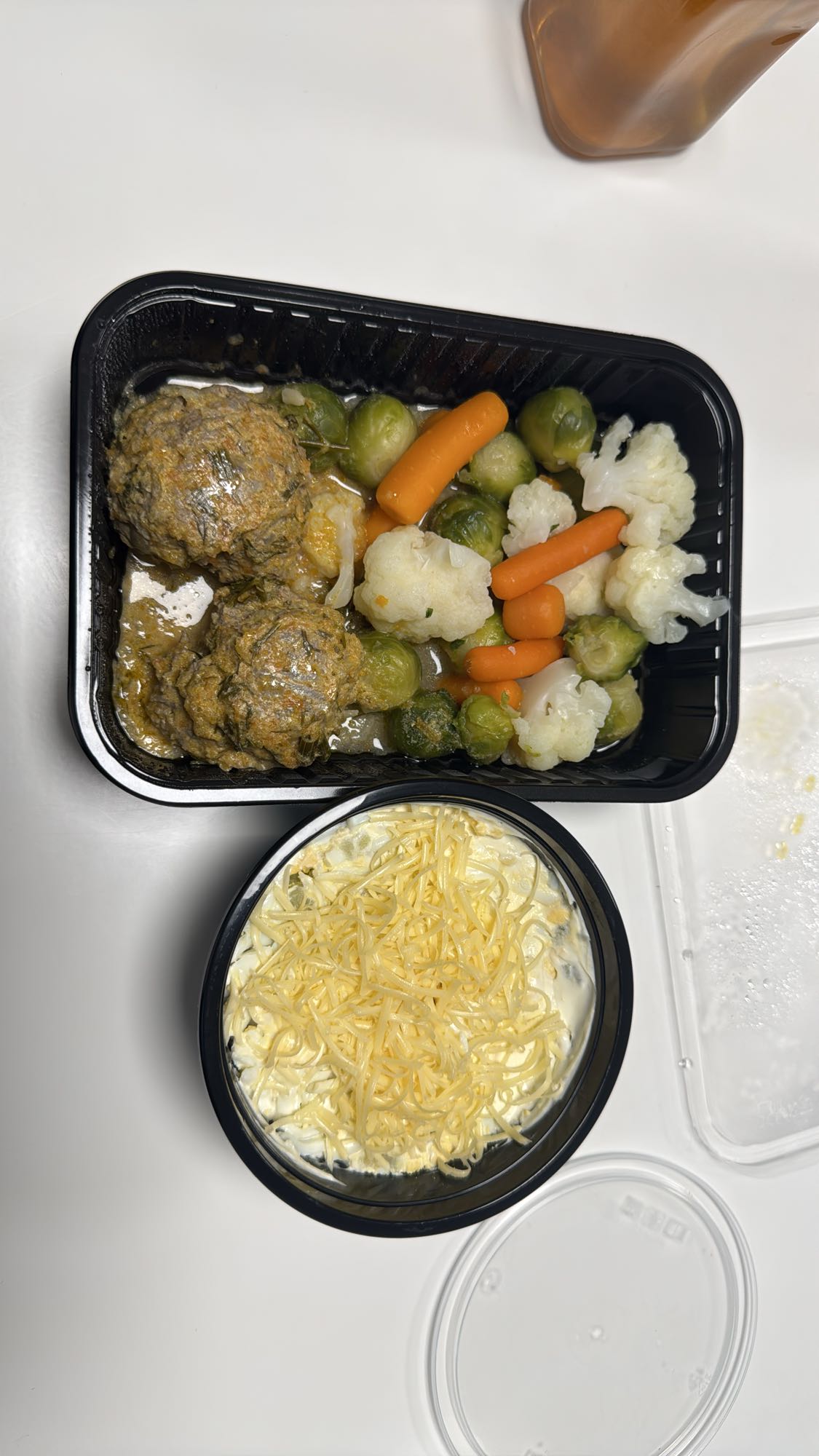 Фрикадельки с овощами