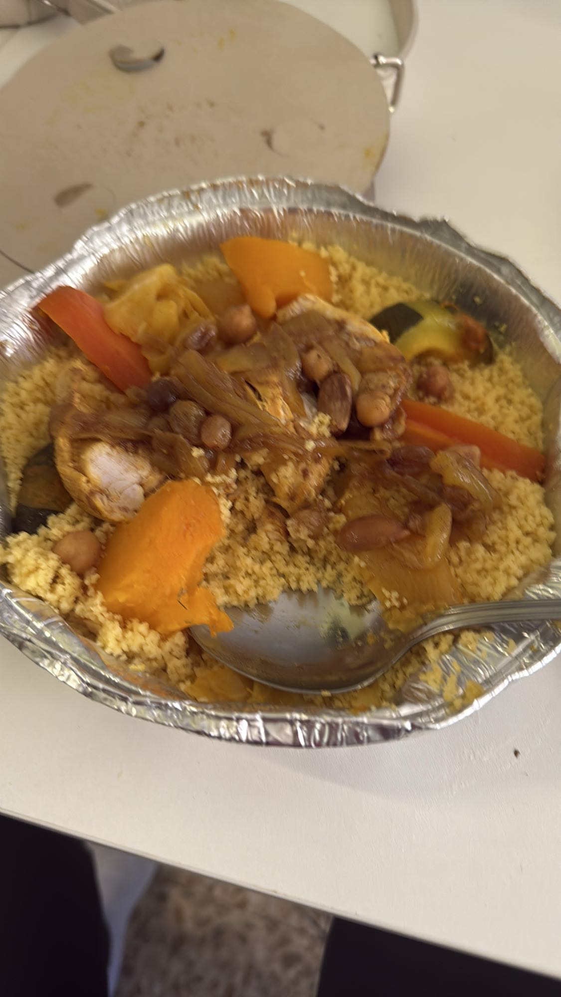 Cuscús con verduras y pollo