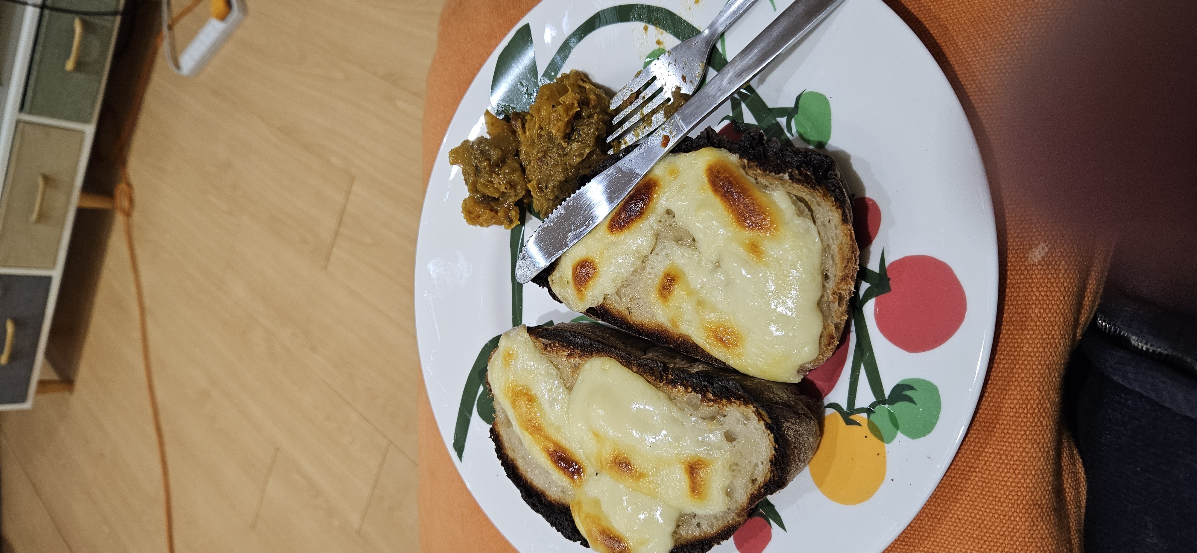 Cheese toast with relish