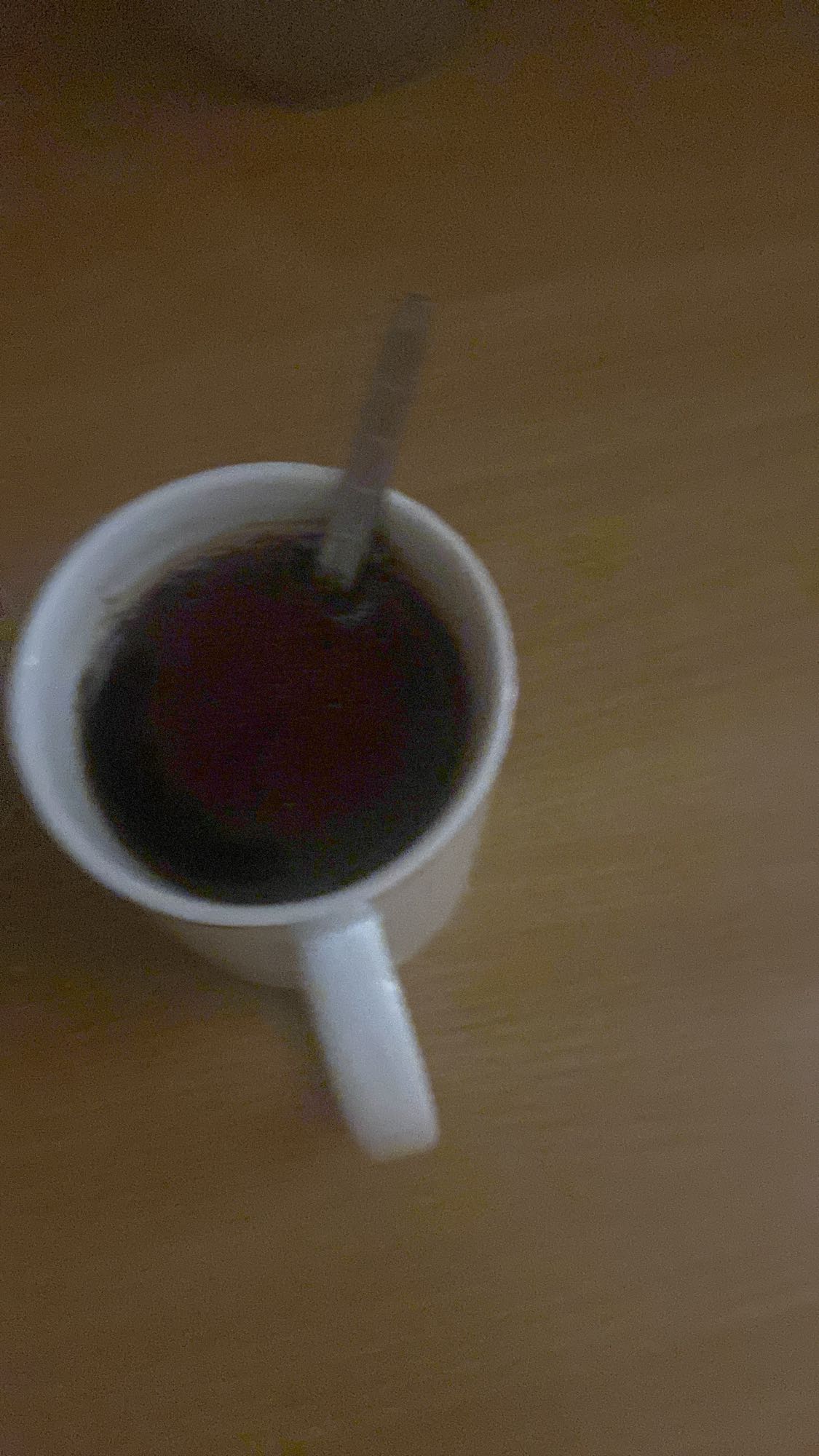 filiżanka czarnej herbaty