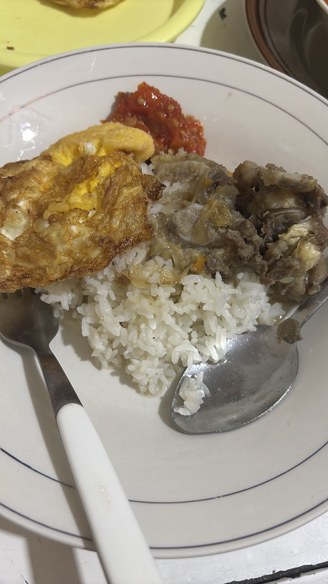 Nasi telur goreng daging