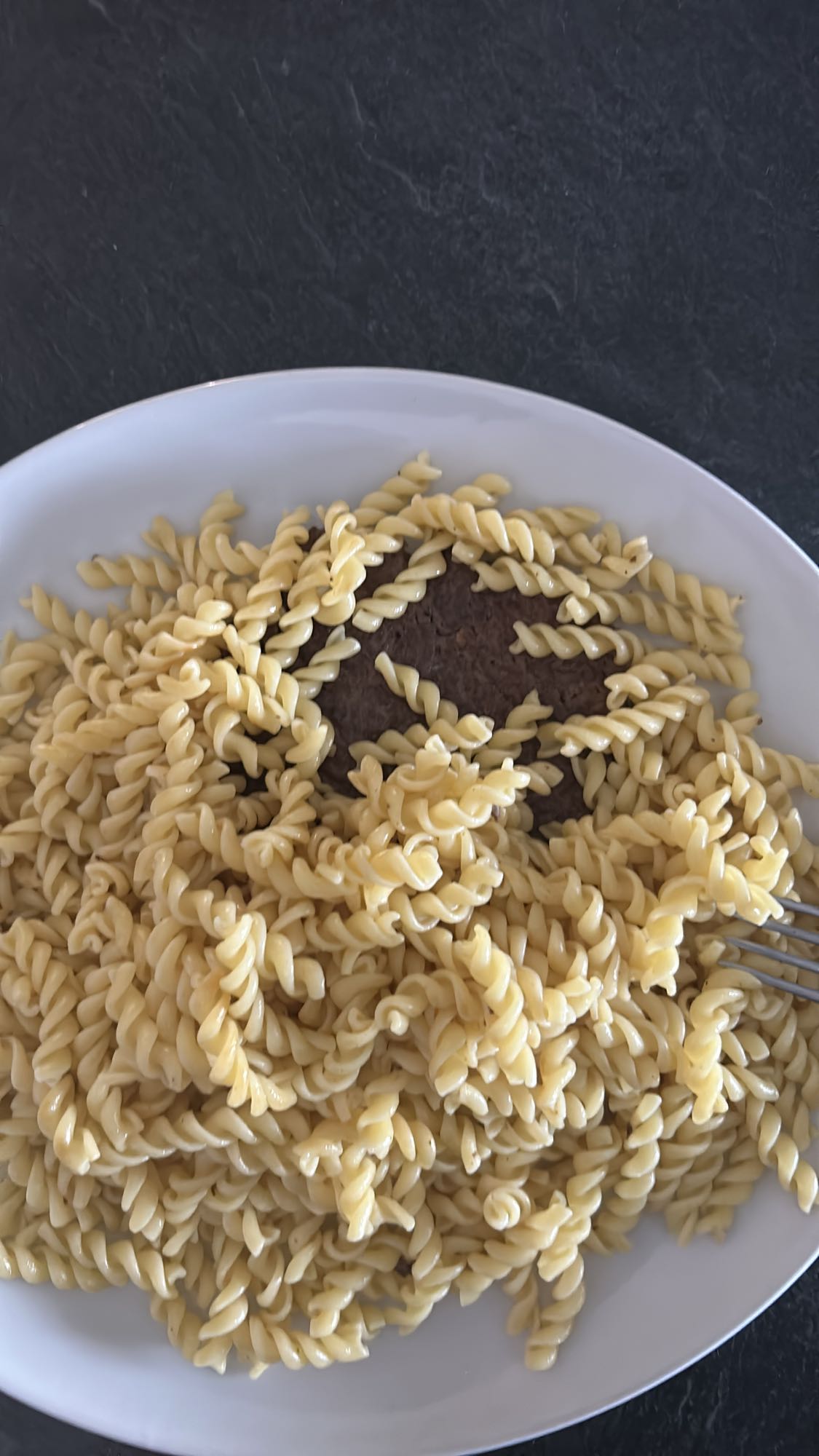 Pâtes et steak haché