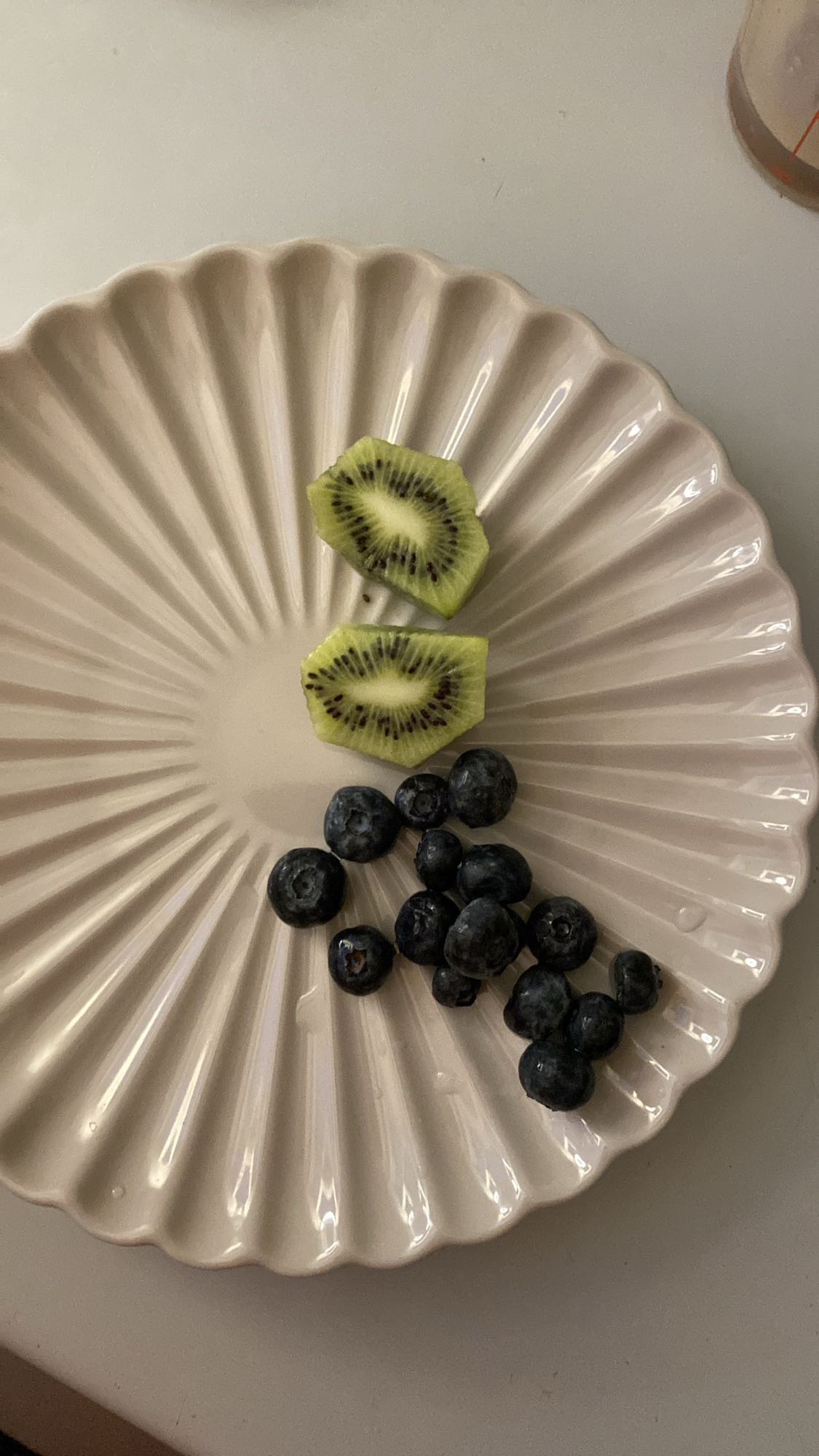 Kiwi og blåbær snack