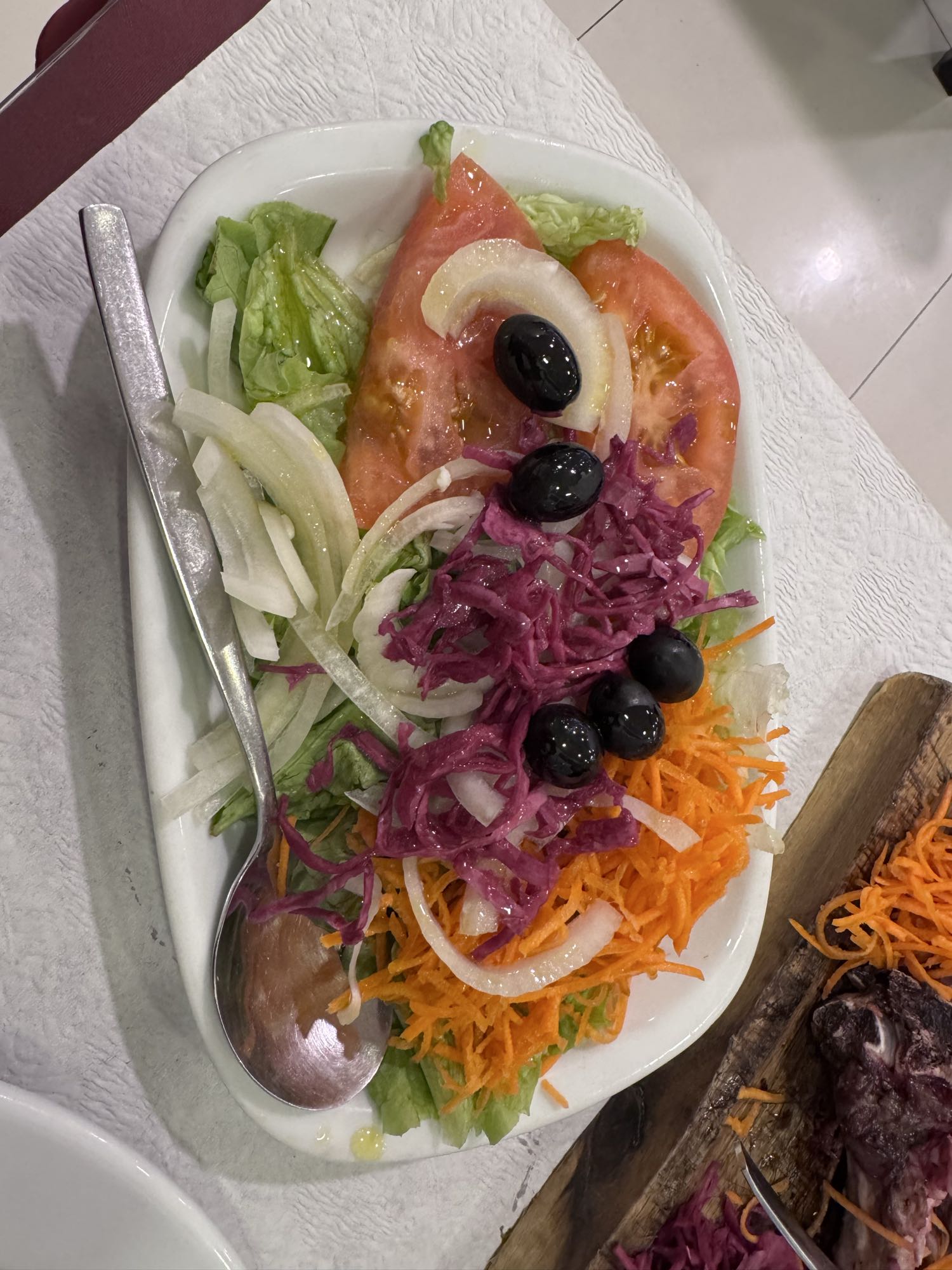 Taze karışık salata