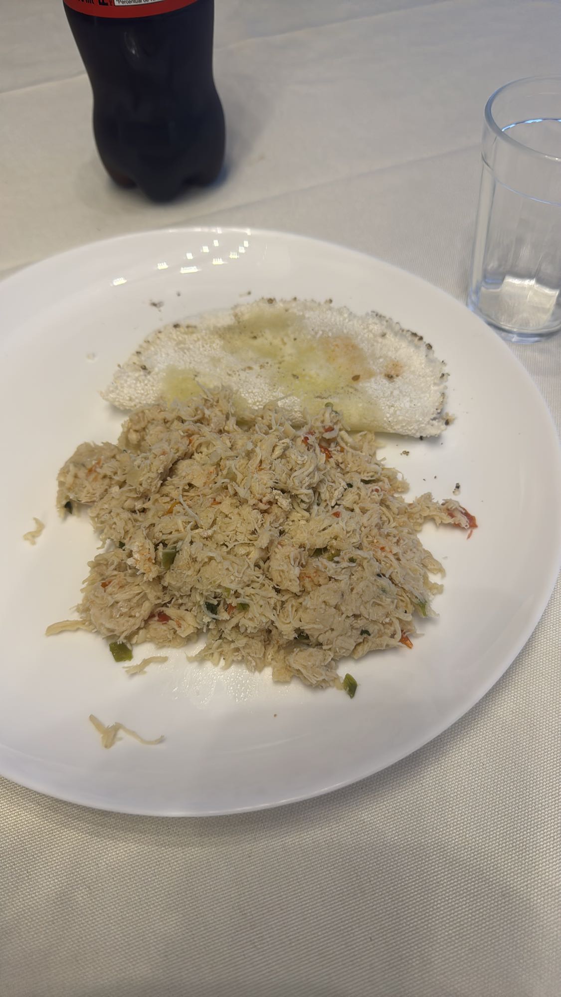 Frango desfiado e tapioca