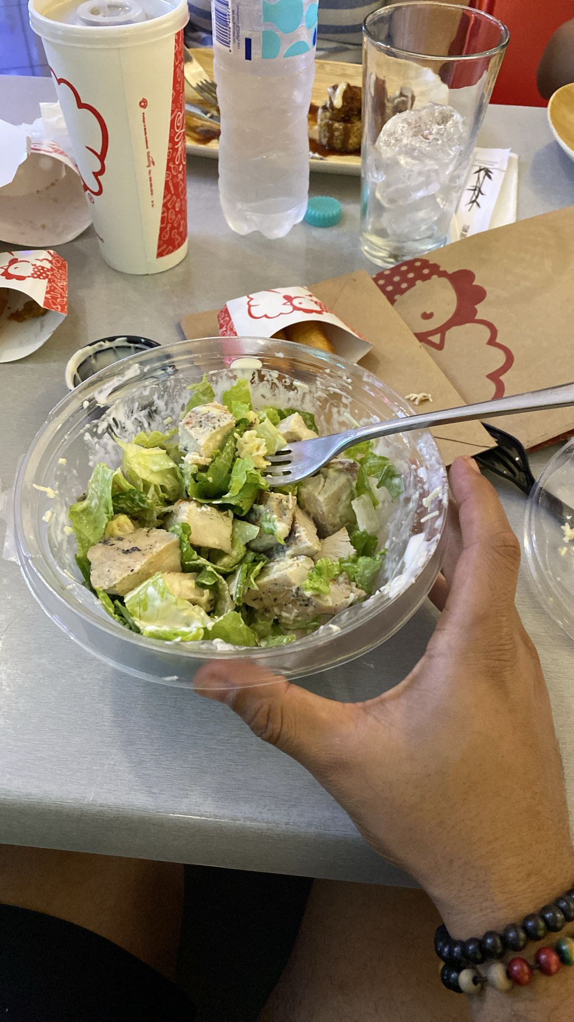 Ensalada de pollo César