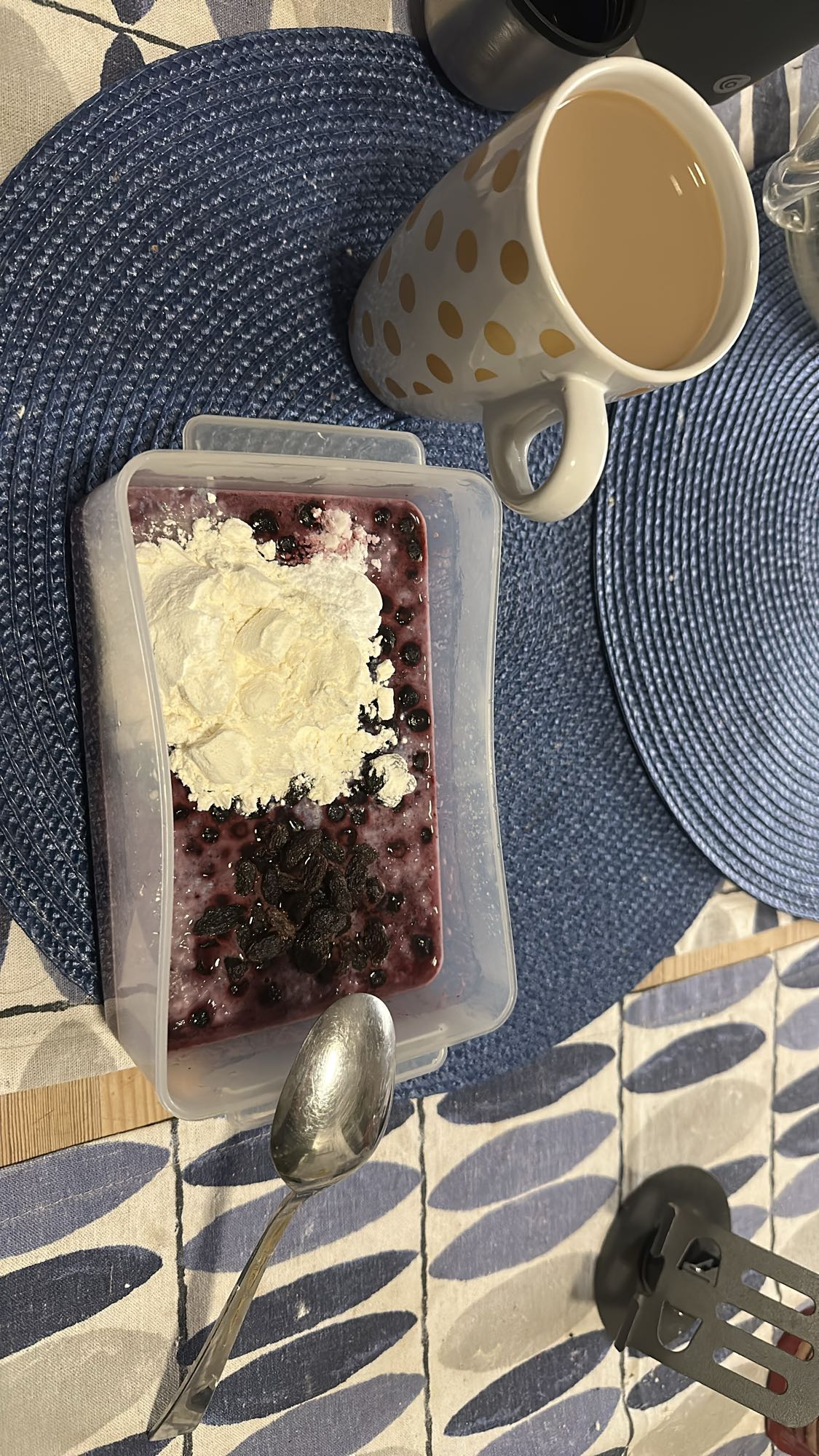 Bärgröt med proteinpulver