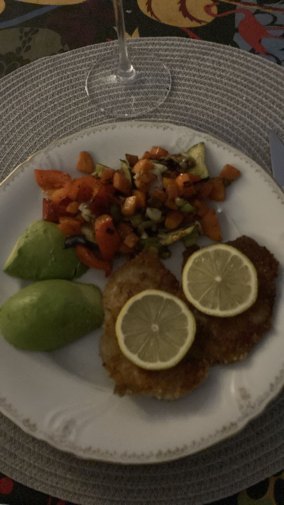 Panerad kyckling med grönsaker