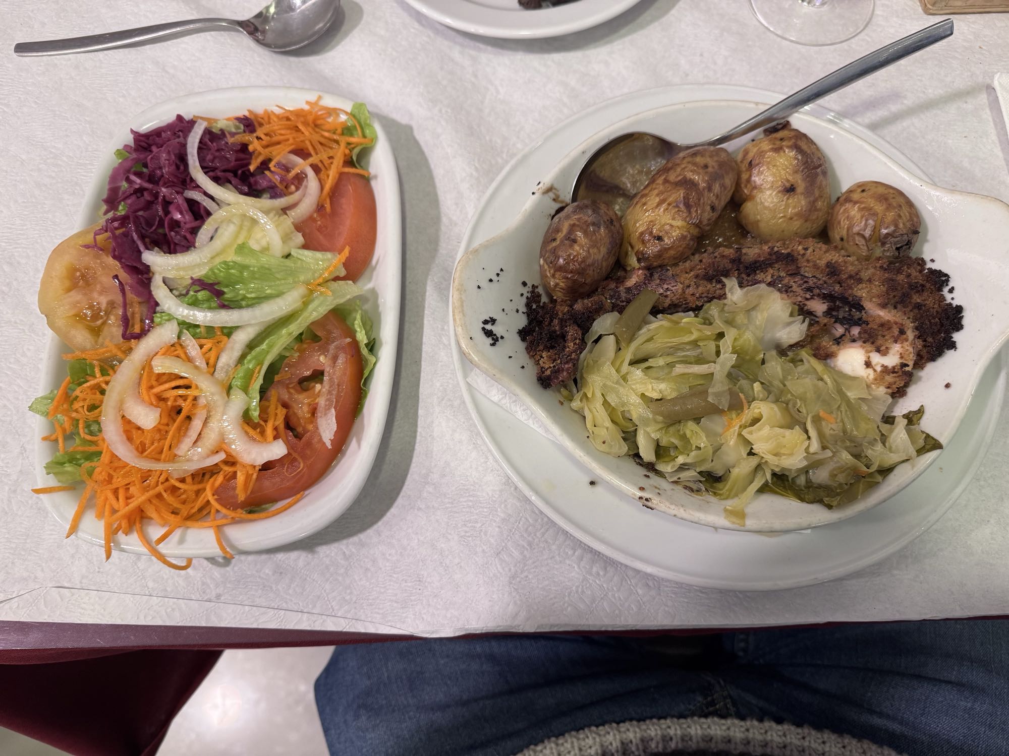 Baked fish with salad