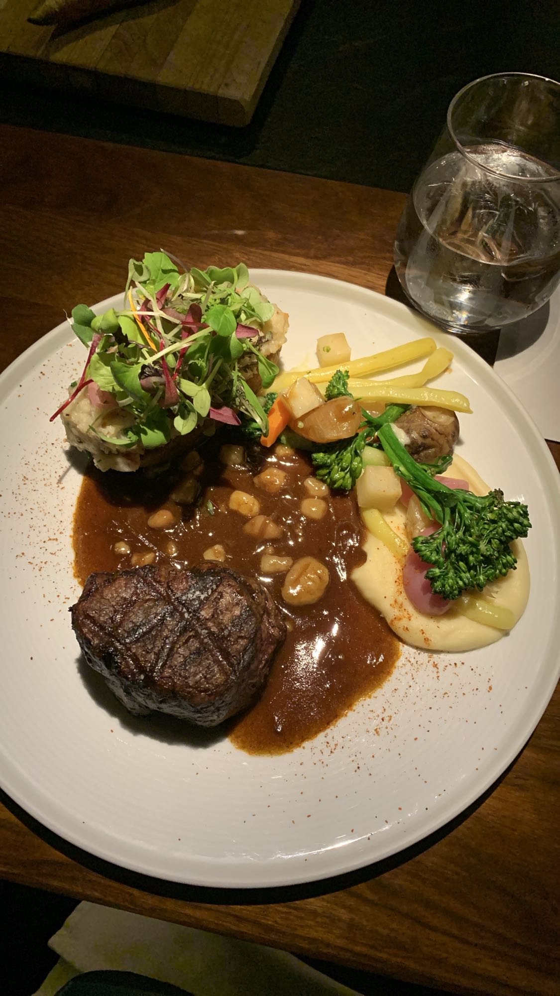 Filet de boeuf et légumes