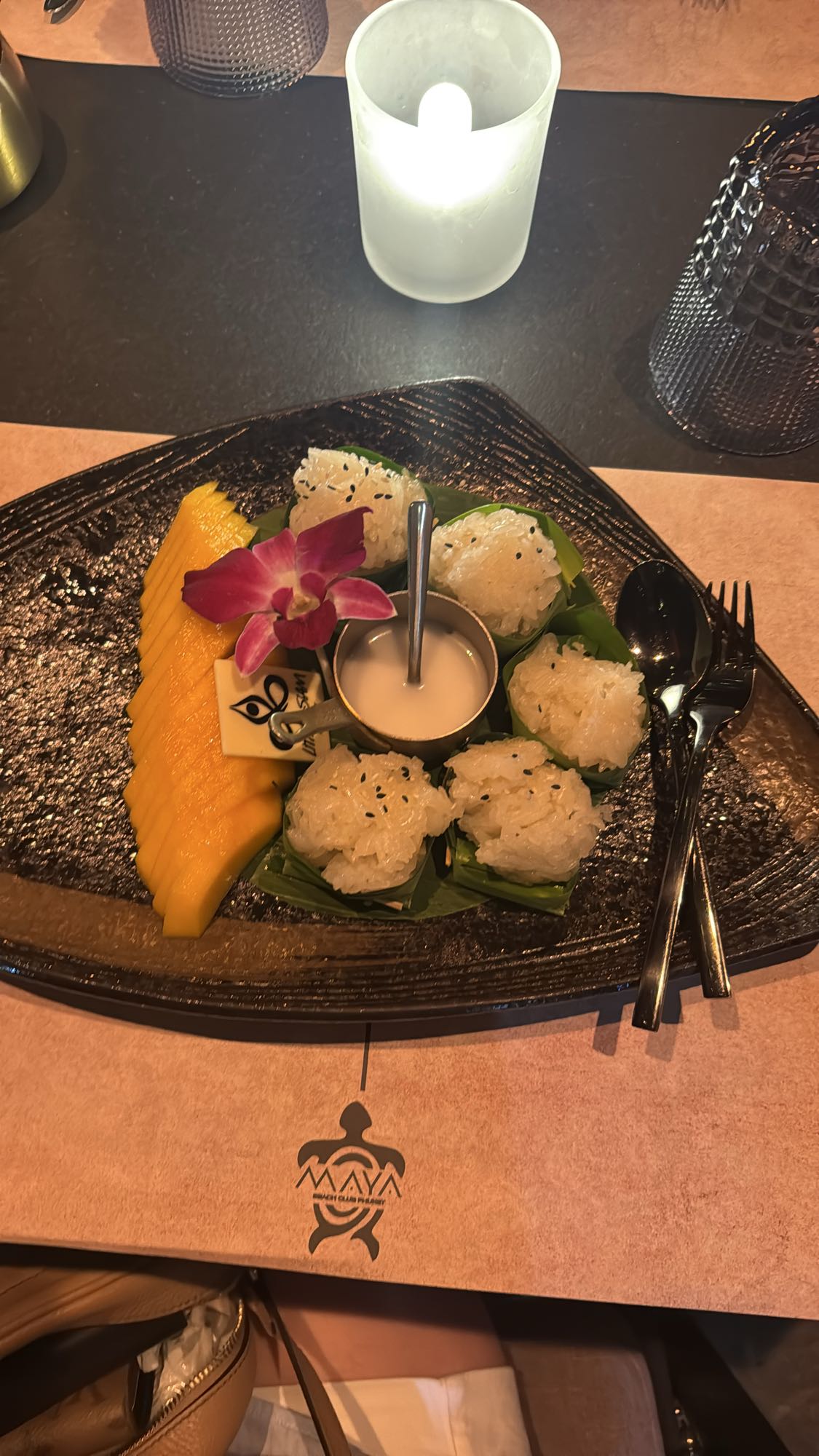 klejący ryż z mango