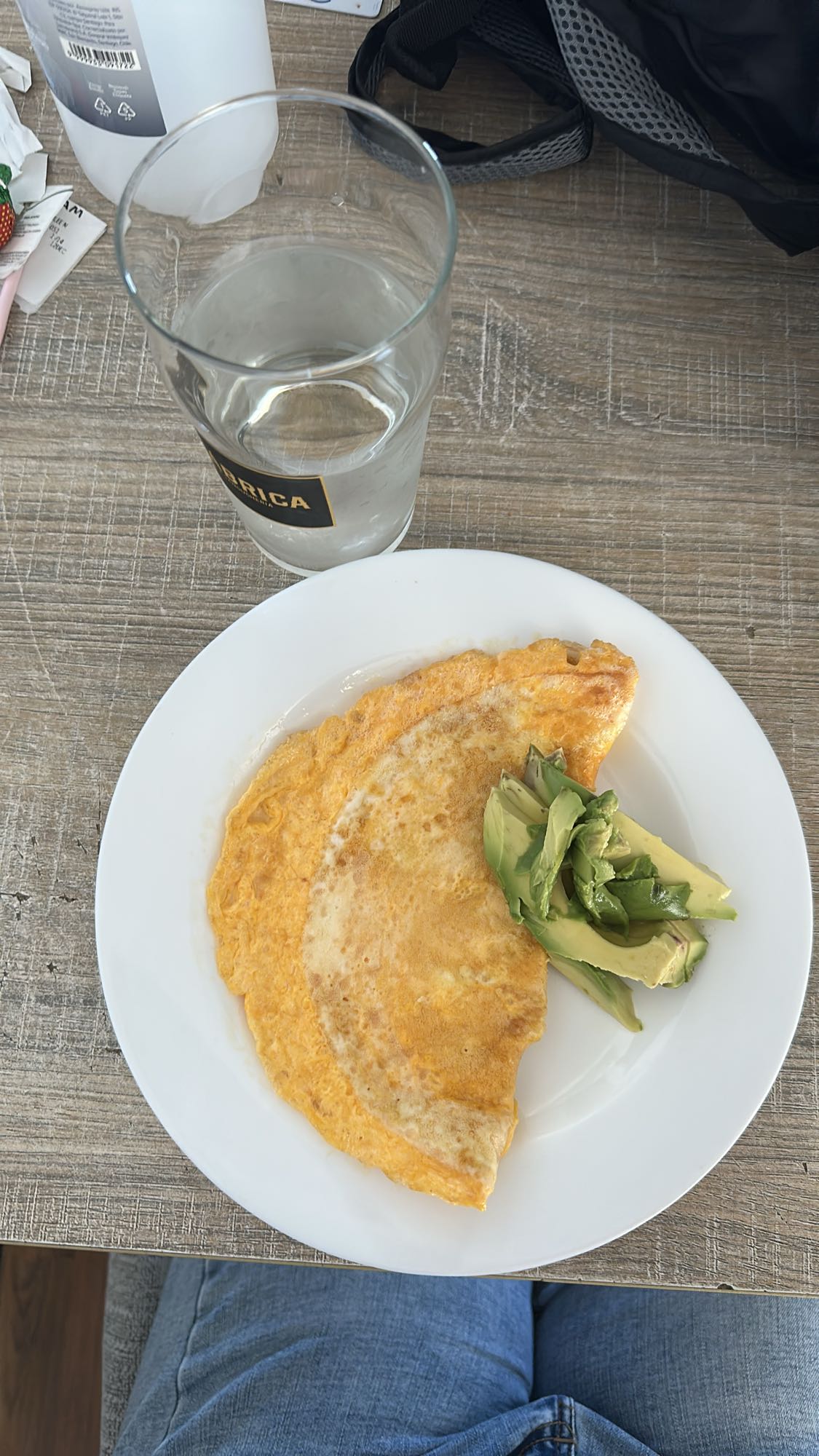 omelette con aguacate