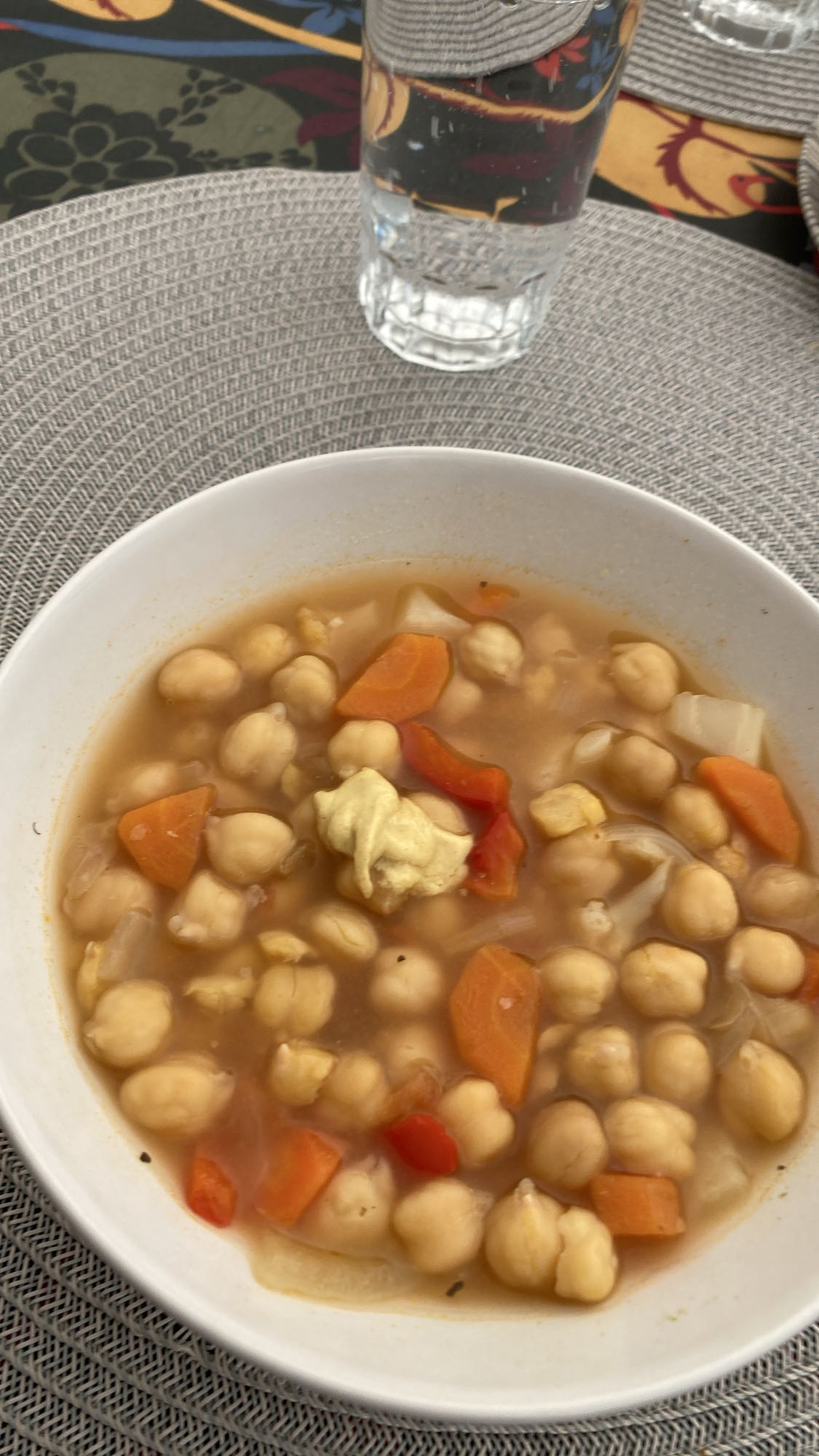 Kikärtssoppa med grönsaker