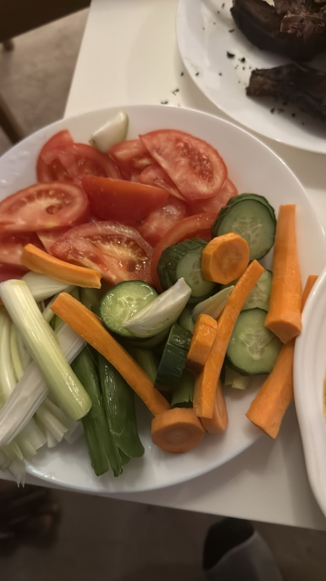 Frisk grønnsakstallerken