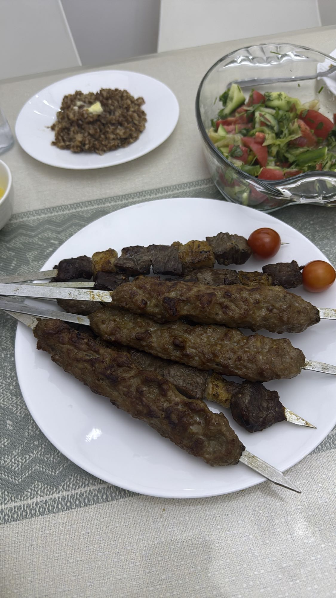 шашлык с гарниром