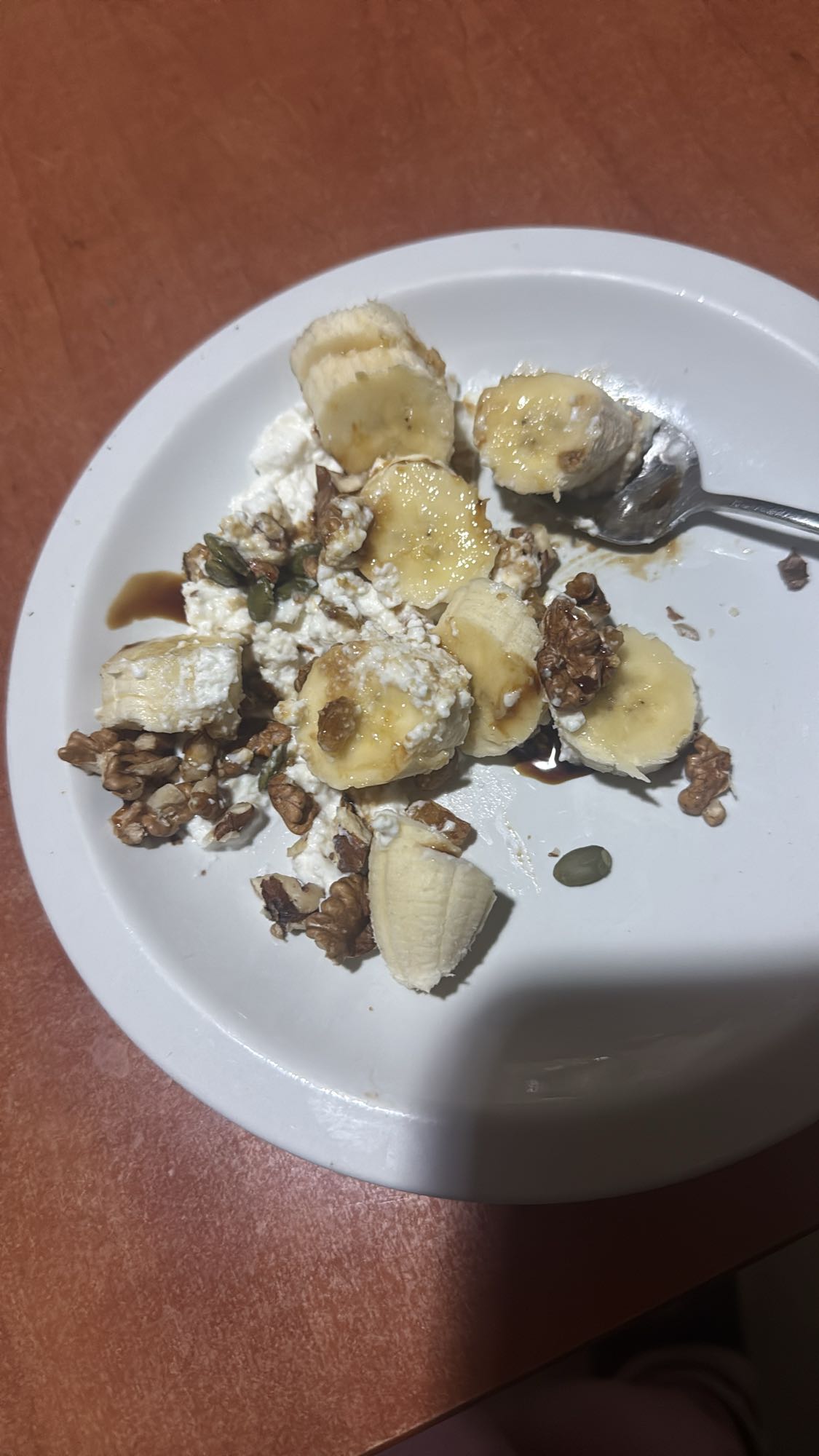 Banana cottage cheese bowl