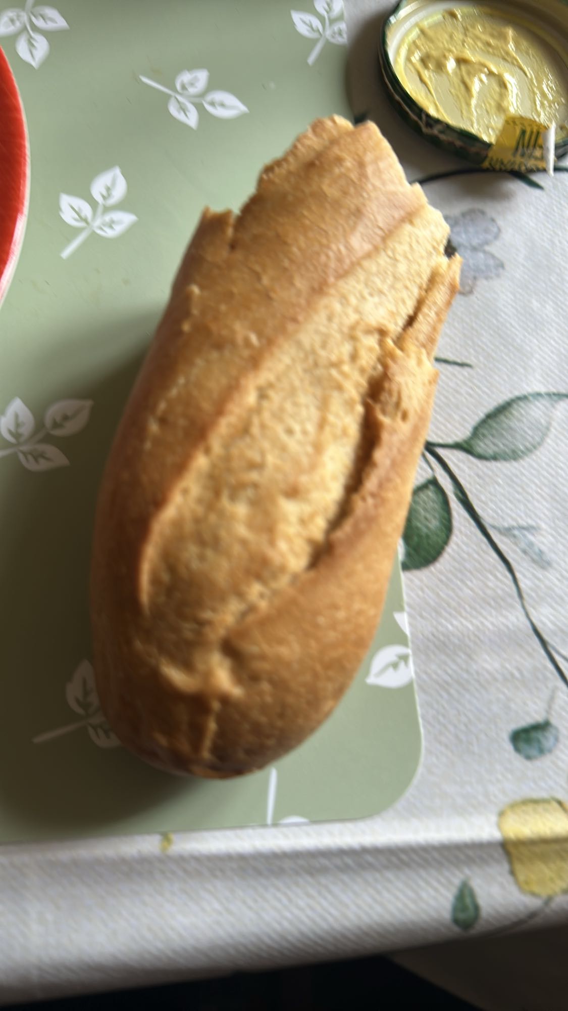 Small bread roll