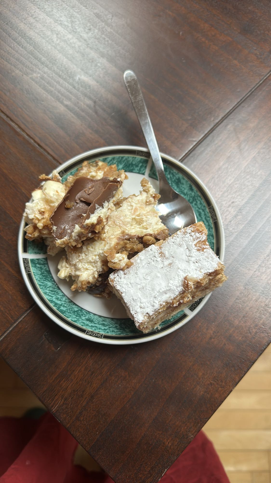 Nutty dessert bars