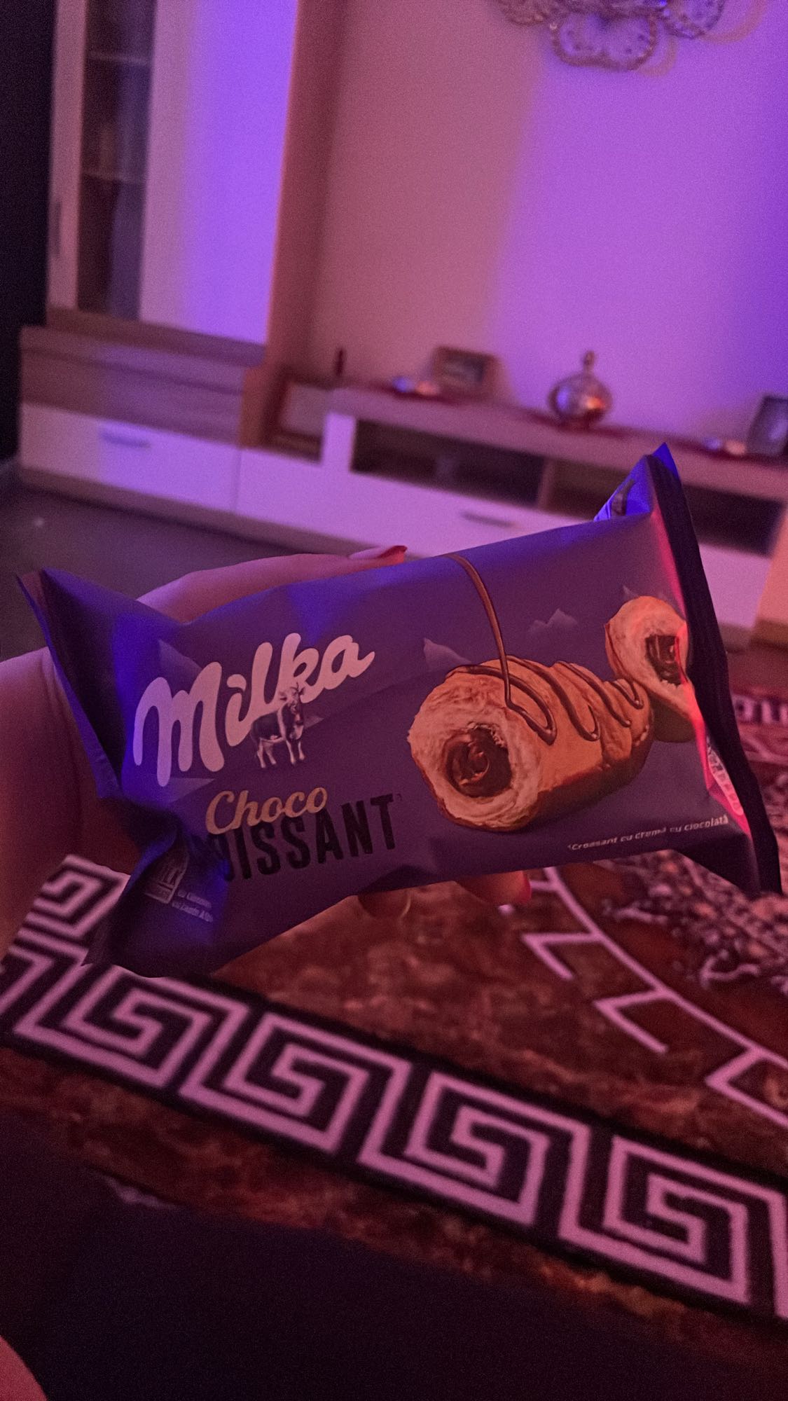 Croissant cu ciocolată