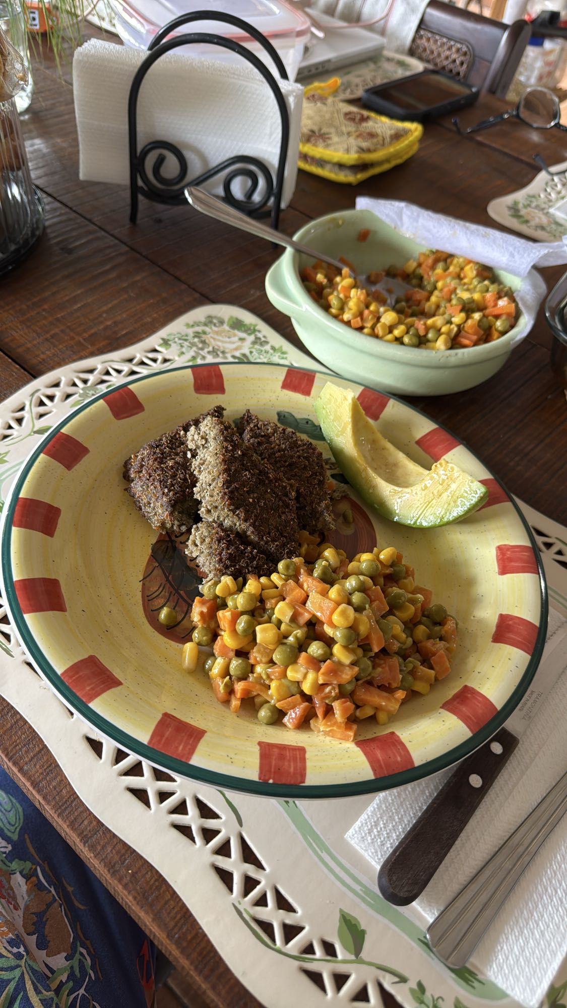 Tazón de vegetales y quinoa