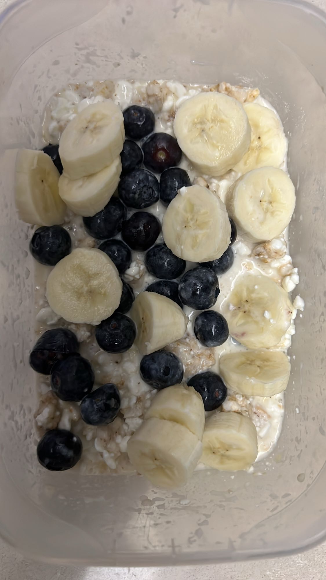 Yulaf, muz ve yaban mersini