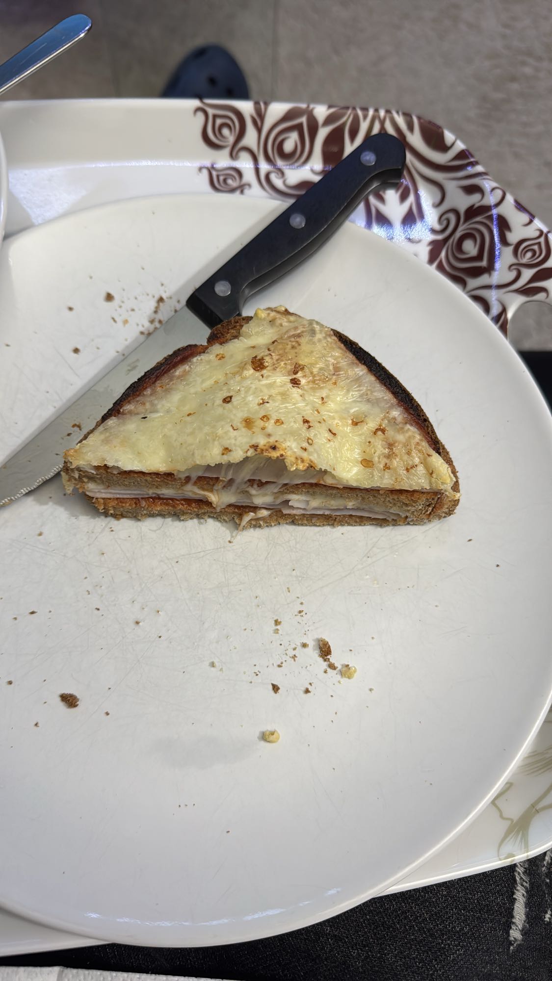 sándwich mixto gratinado