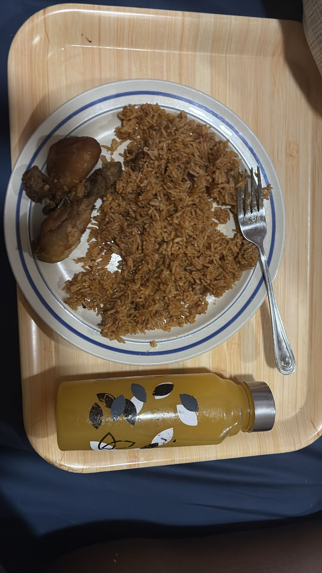 Jollof rice with chicken and juice