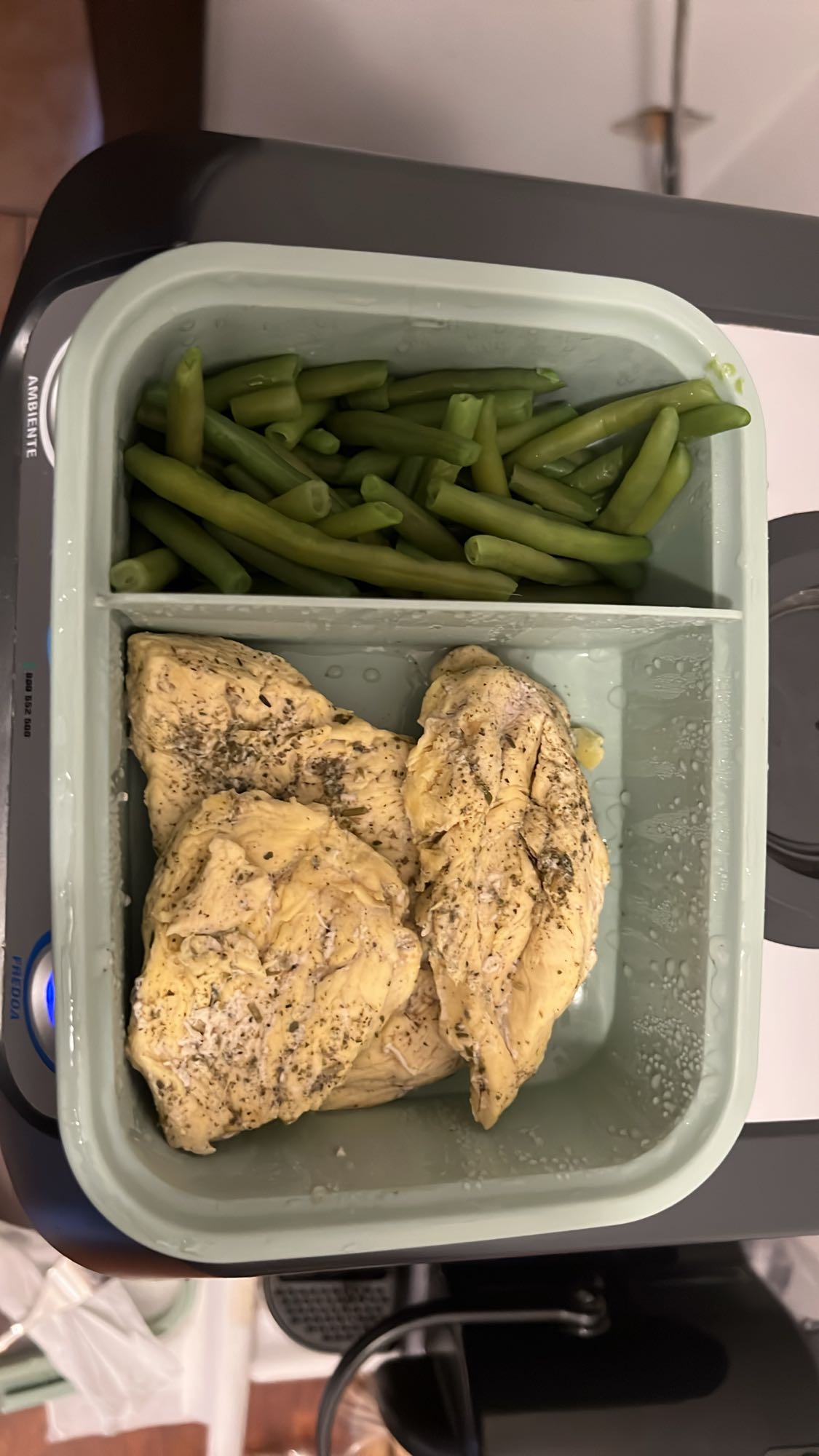 Tavuk ve yeşil fasulye