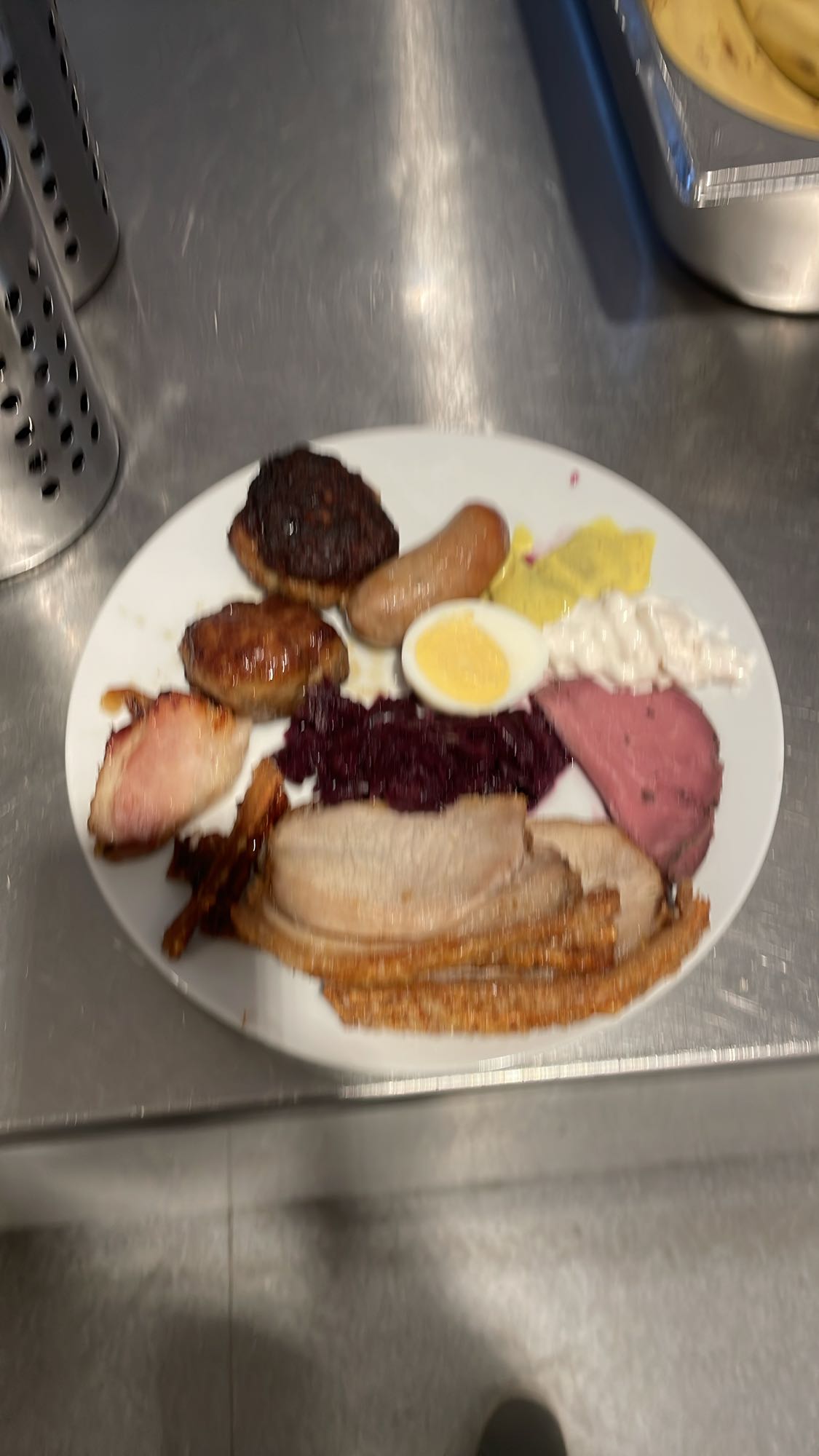 Svenskt julbordstallrik