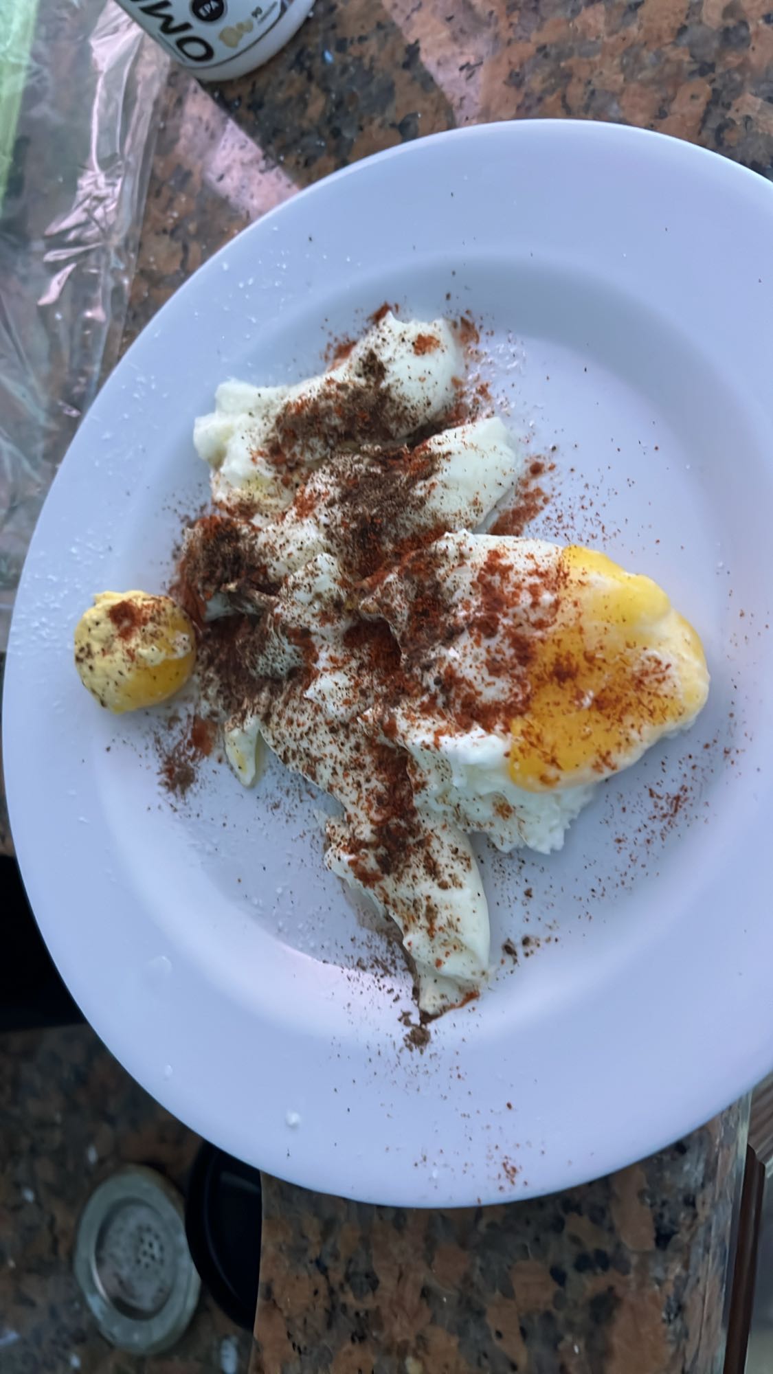 Poached eggs with paprika