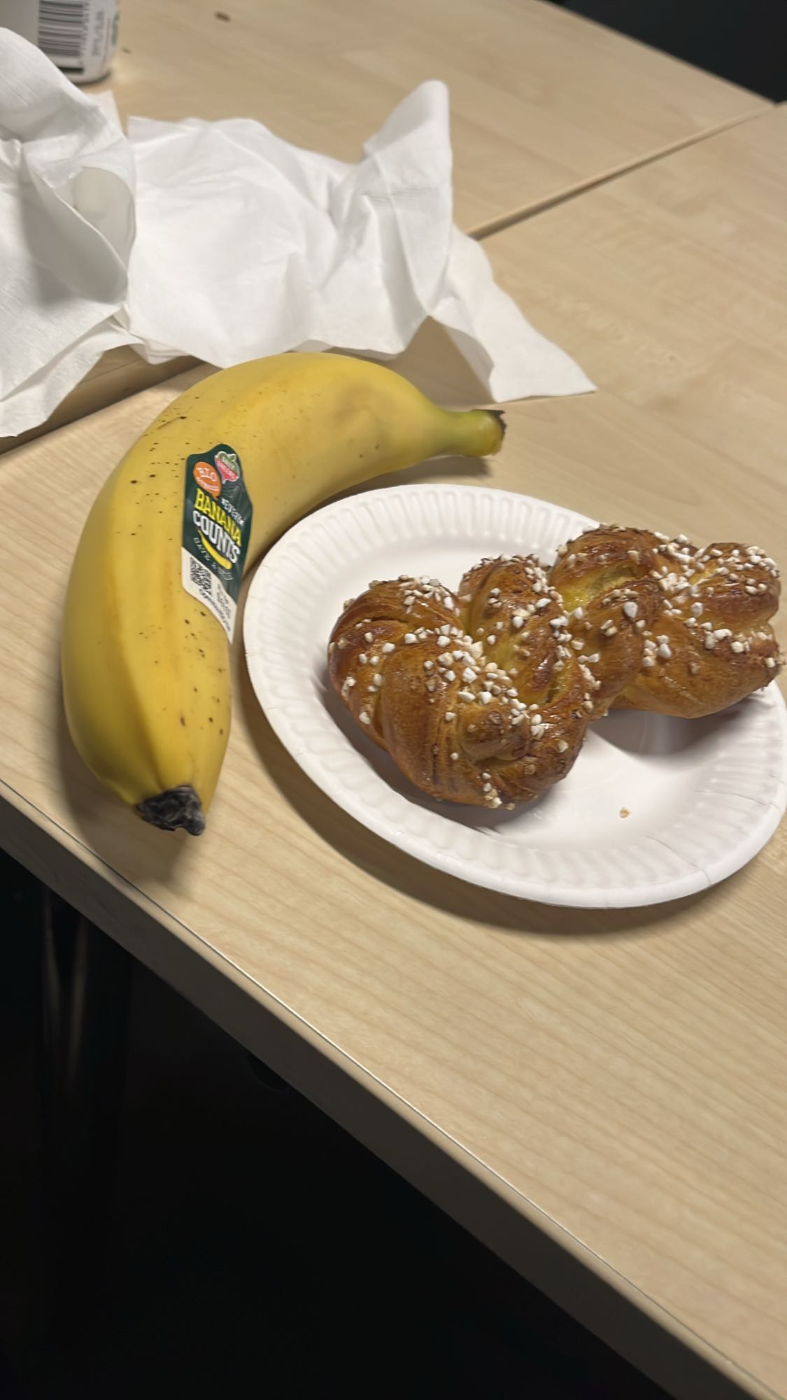 Banana and sweet buns