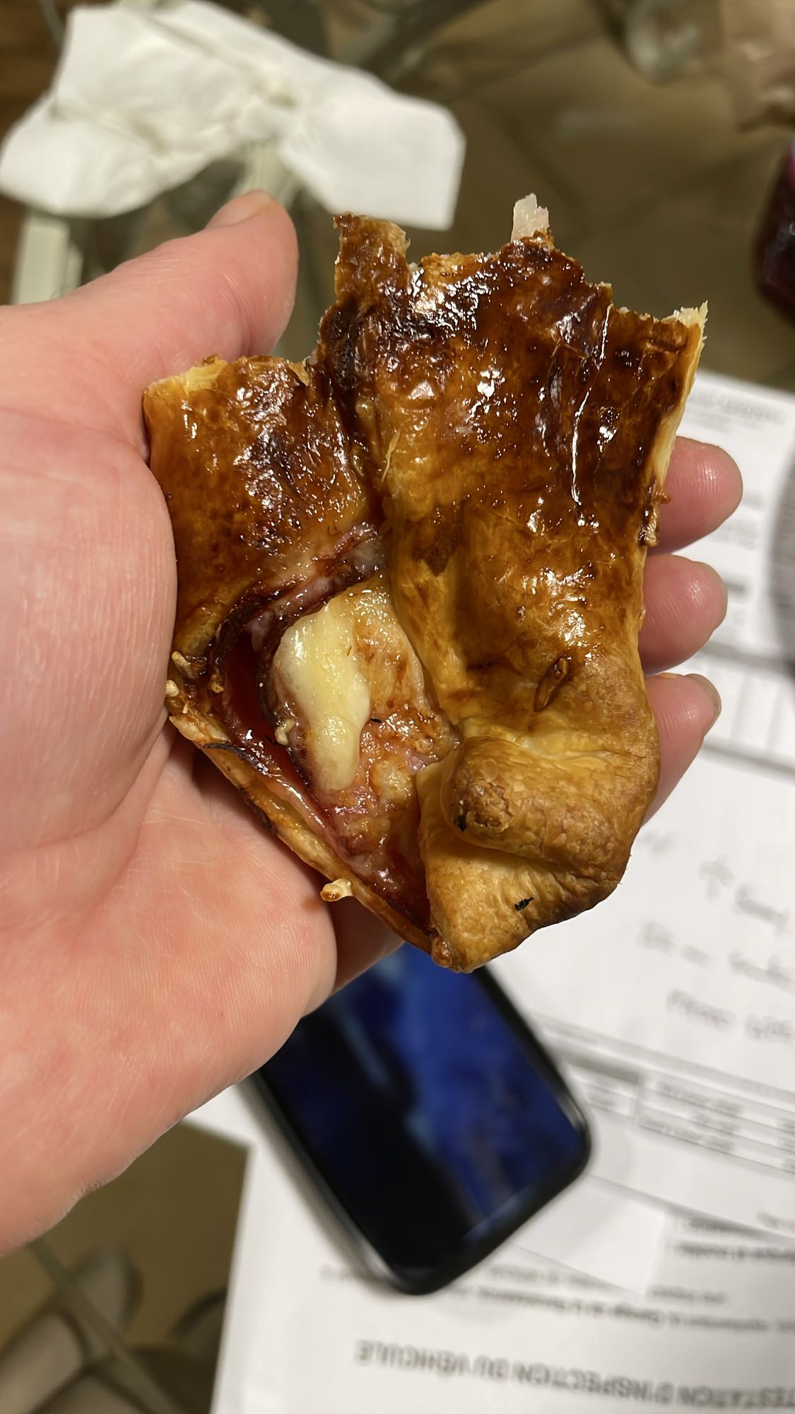 Chausson au fromage et jambon