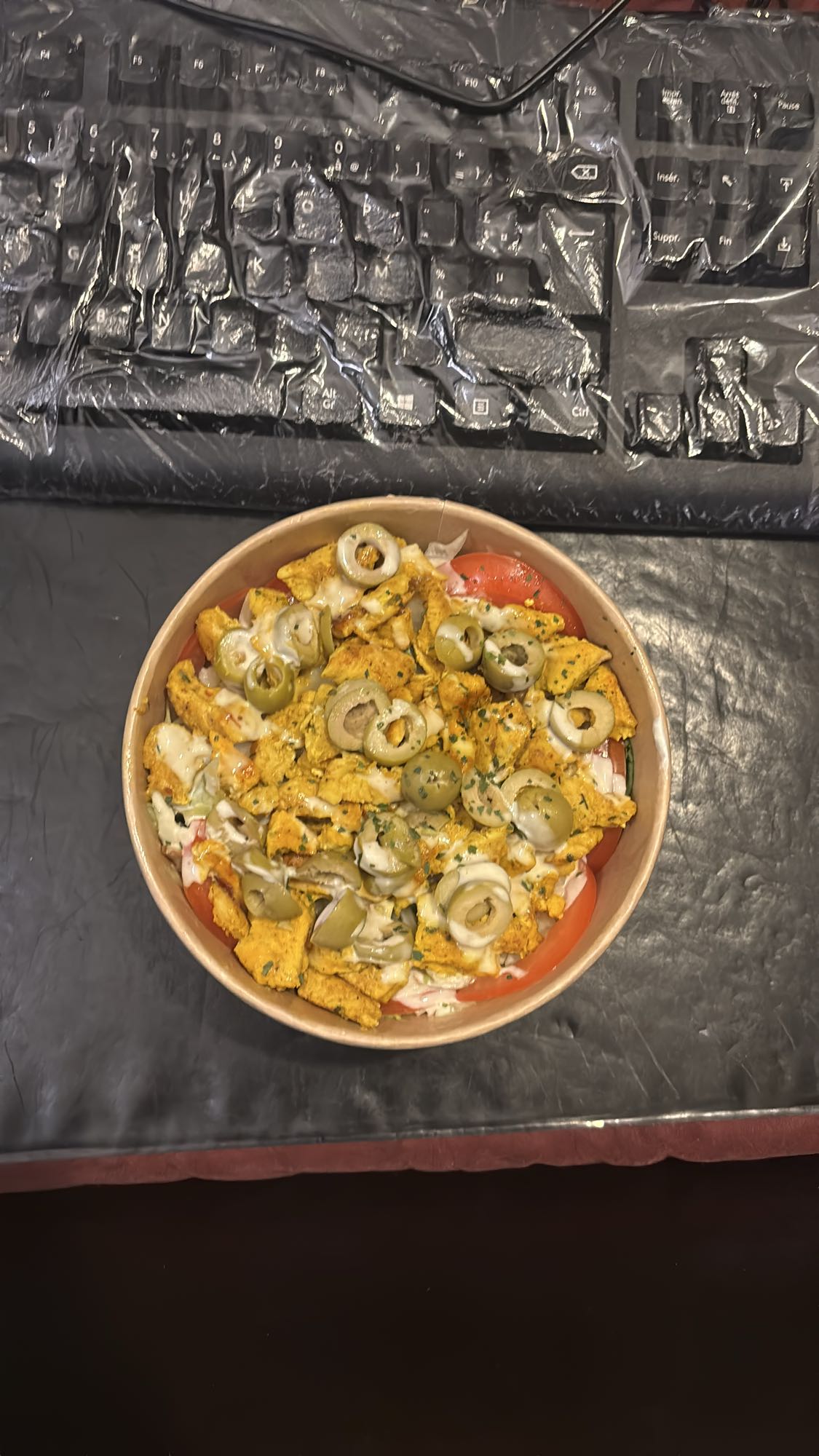 Salade poulet et olives