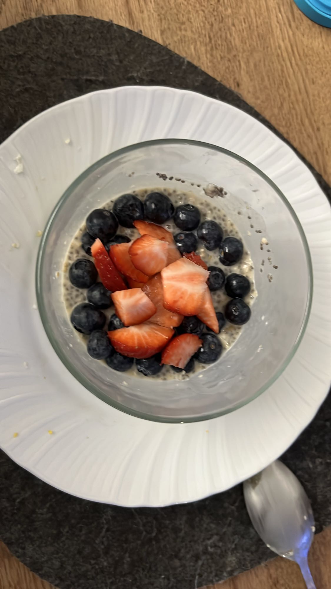 Yulaf ve Meyveli Kahvaltı