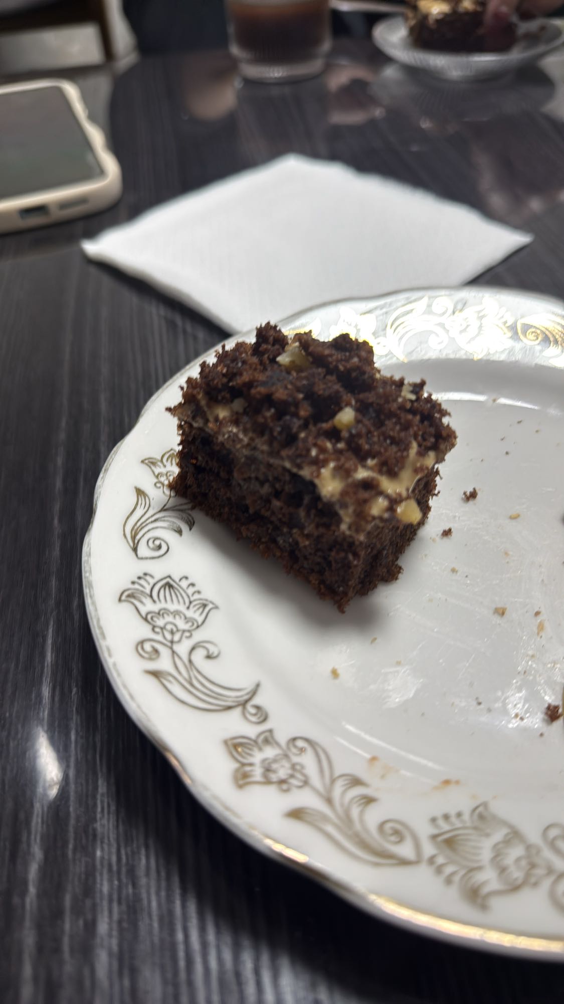 Chocolate cream cake