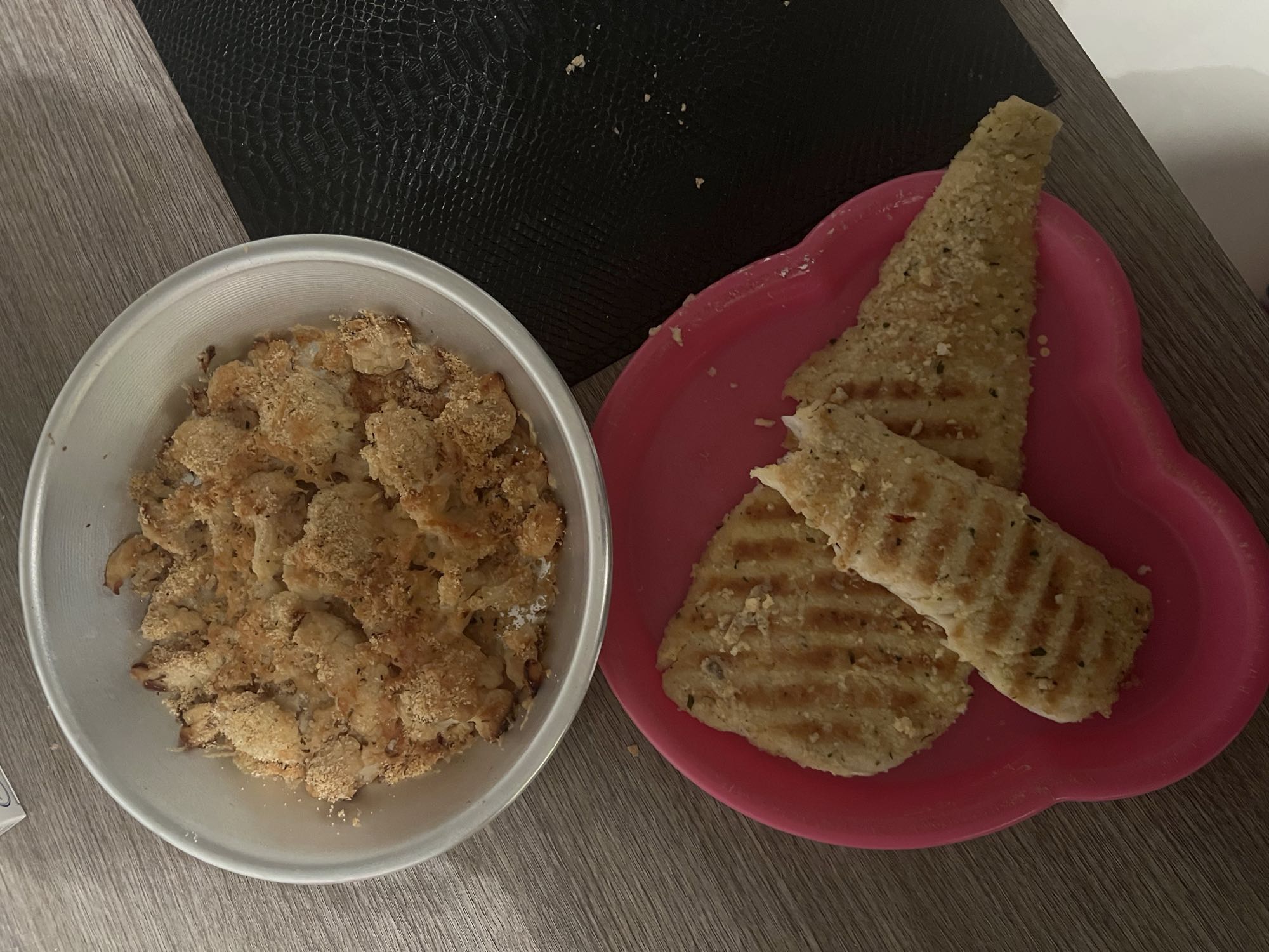 Grilled fish & cauliflower